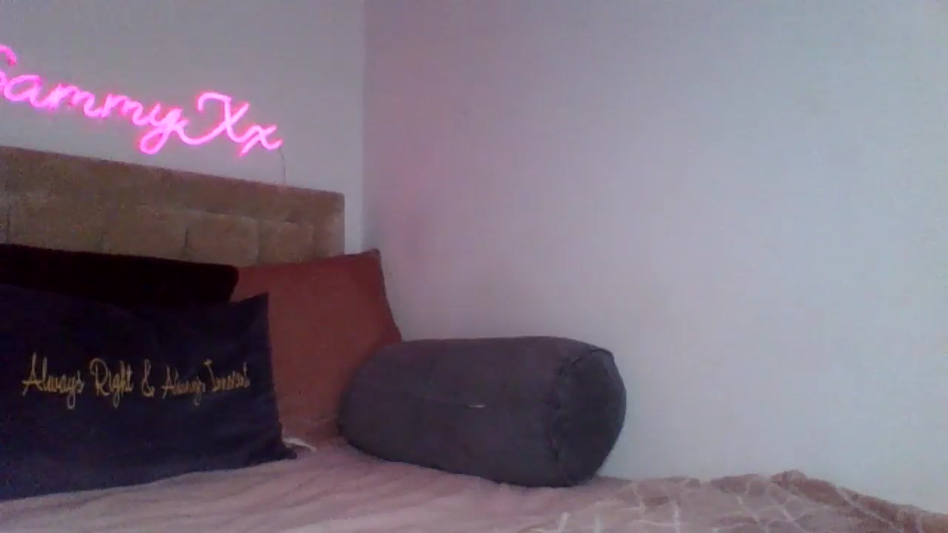Gallery image thumbnail from innocentSamx's myfreecams stream on, 09/12/2024, 20:55 image 17 of 20