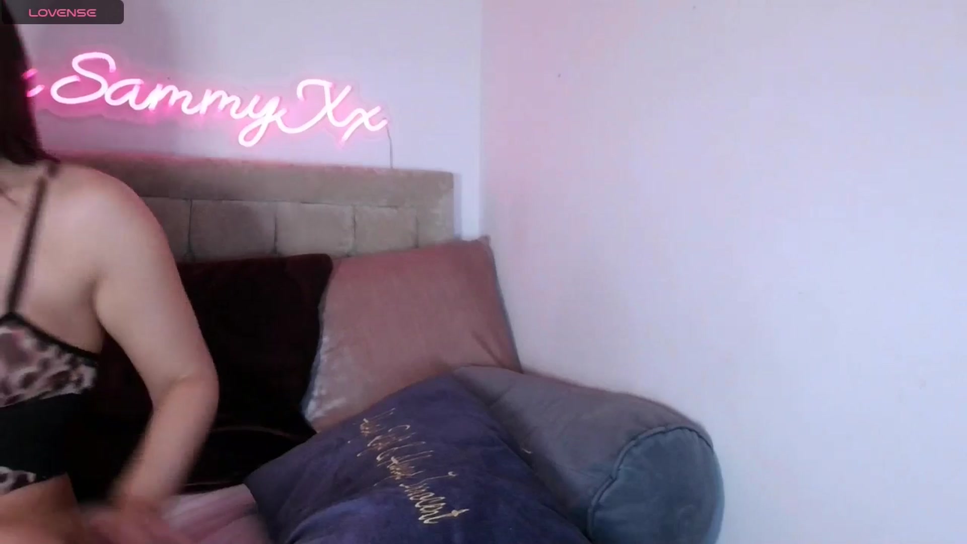Gallery image thumbnail from innocentSamx's myfreecams stream on, 09/18/2024, 20:58 image 5 of 20