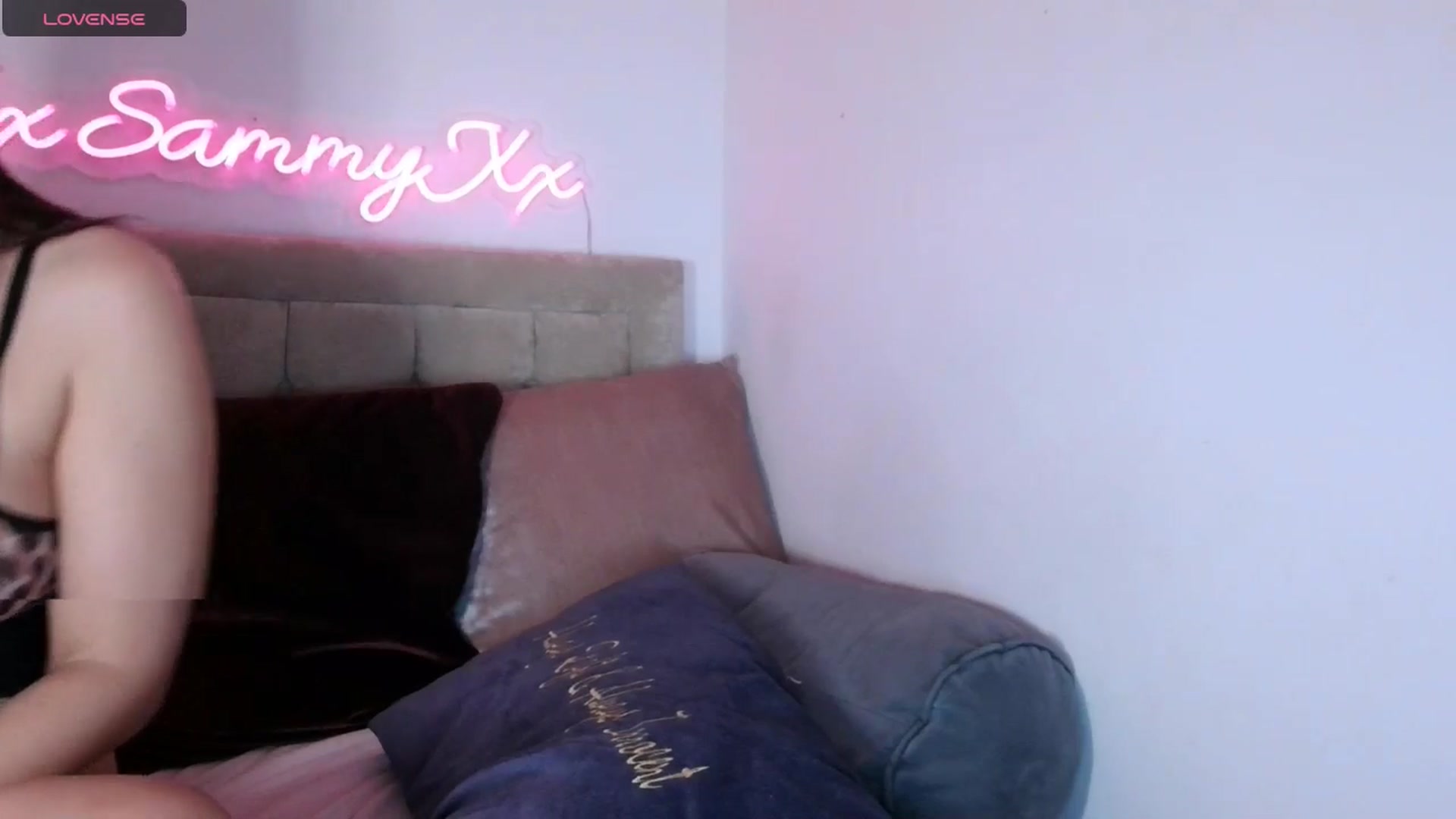 Gallery image thumbnail from innocentSamx's myfreecams stream on, 09/18/2024, 20:58 image 9 of 20