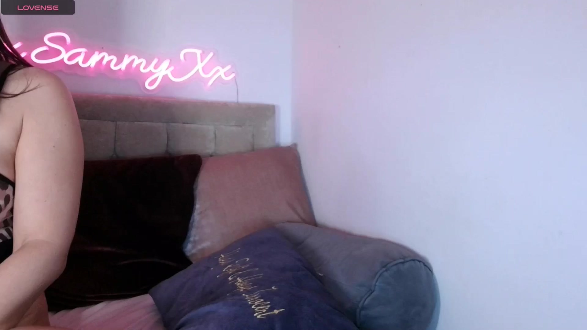 Gallery image thumbnail from innocentSamx's myfreecams stream on, 09/18/2024, 20:58 image 7 of 20