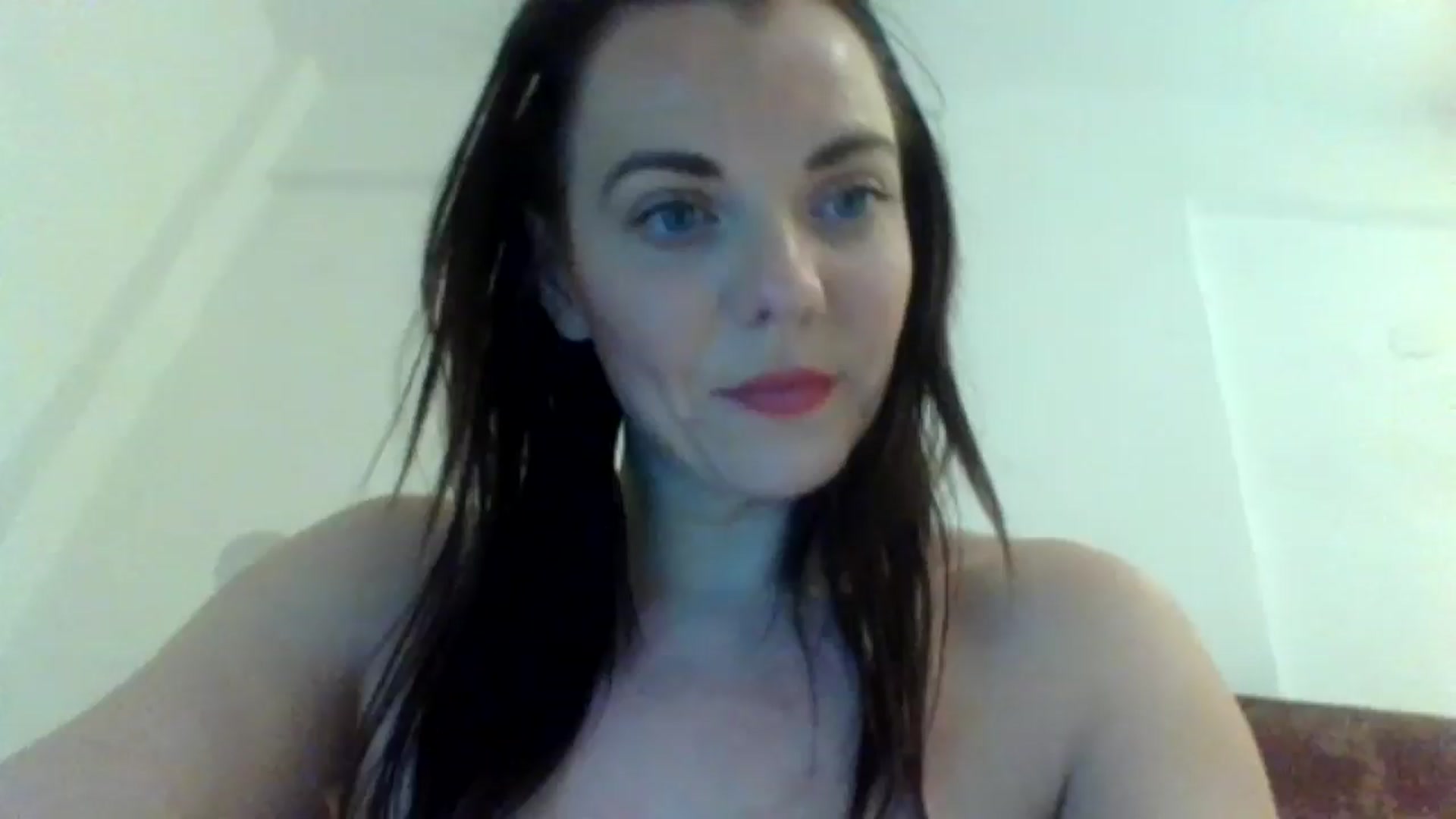 Gallery image thumbnail from innocentSamx's myfreecams stream on, 09/22/2024, 18:48 image 10 of 20