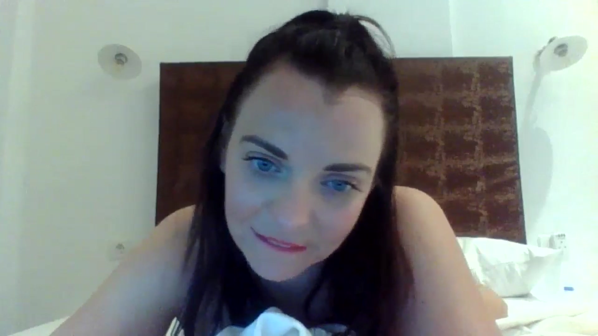 Gallery image thumbnail from innocentSamx's myfreecams stream on, 09/22/2024, 18:48 image 7 of 20