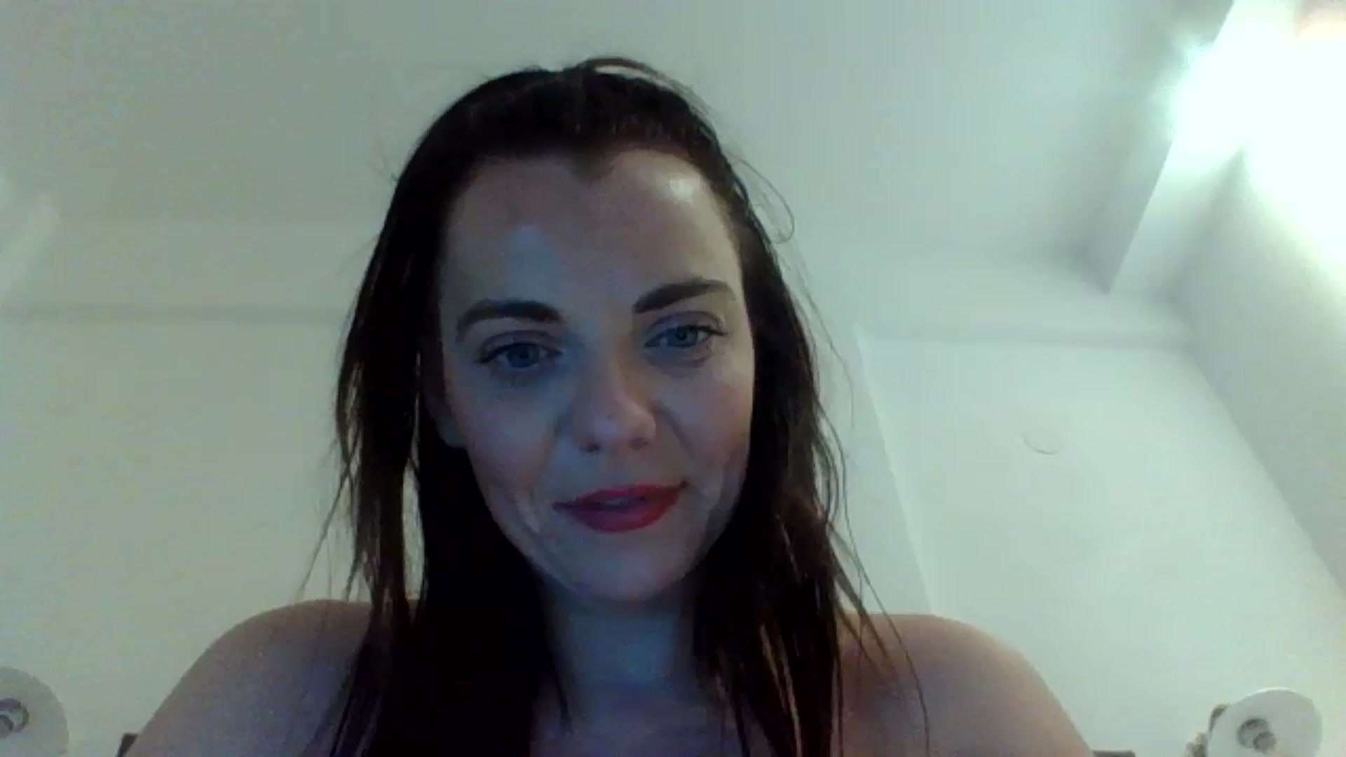 Gallery image thumbnail from innocentSamx's myfreecams stream on, 09/22/2024, 18:48 image 11 of 20