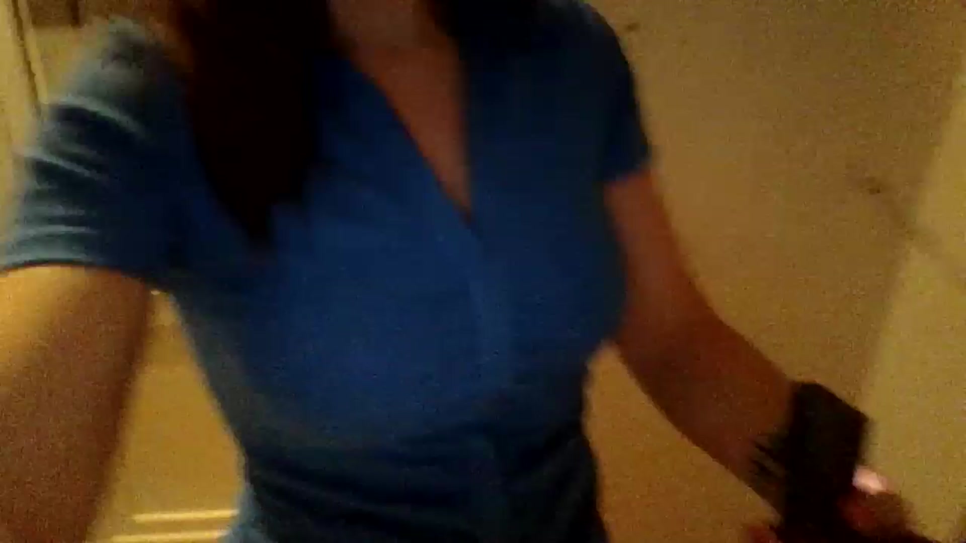 Gallery image thumbnail from innocentSamx's myfreecams stream on, 09/24/2024, 21:52 image 15 of 20