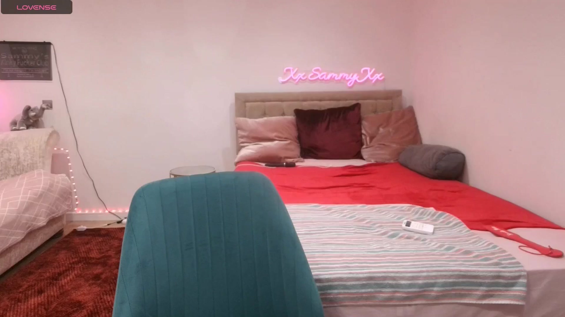 Gallery image thumbnail from innocentSamx's myfreecams stream on, 10/16/2024, 14:42 image 17 of 20