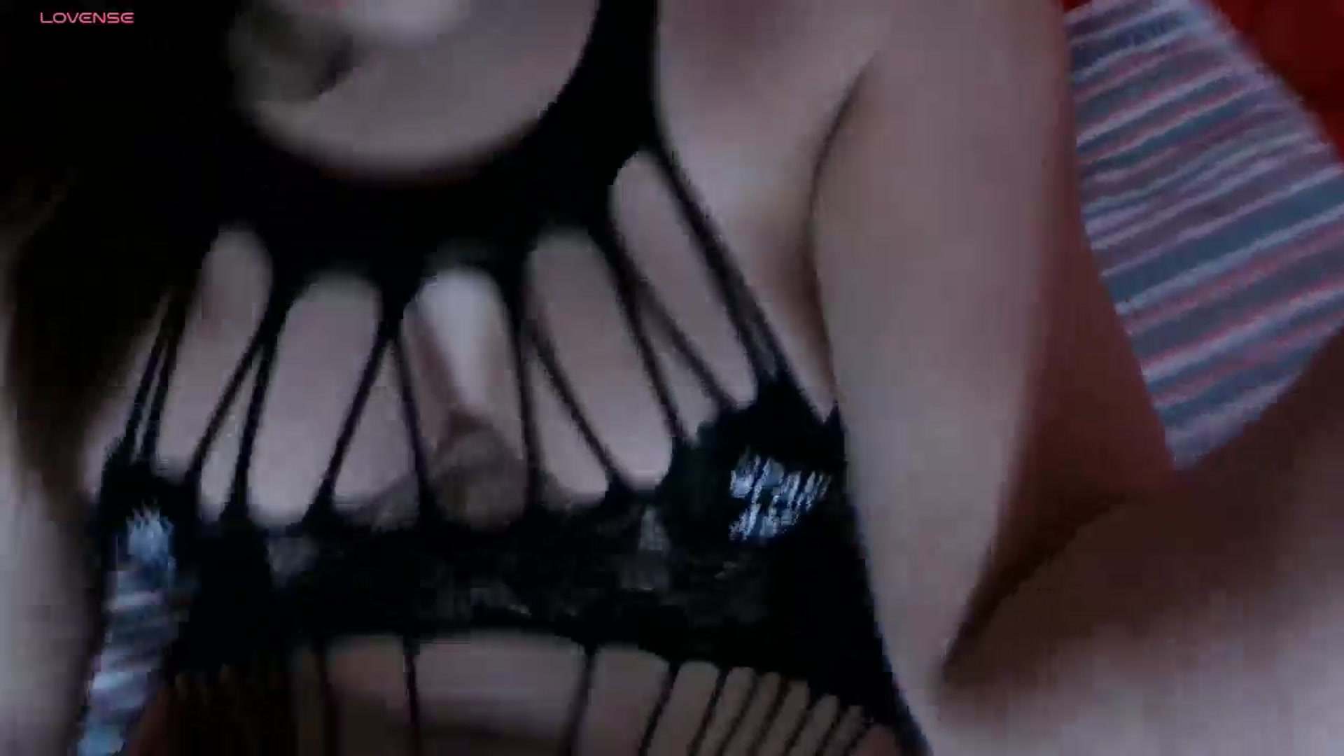 Gallery image thumbnail from innocentSamx's myfreecams stream on, 10/17/2024, 19:54 image 12 of 20