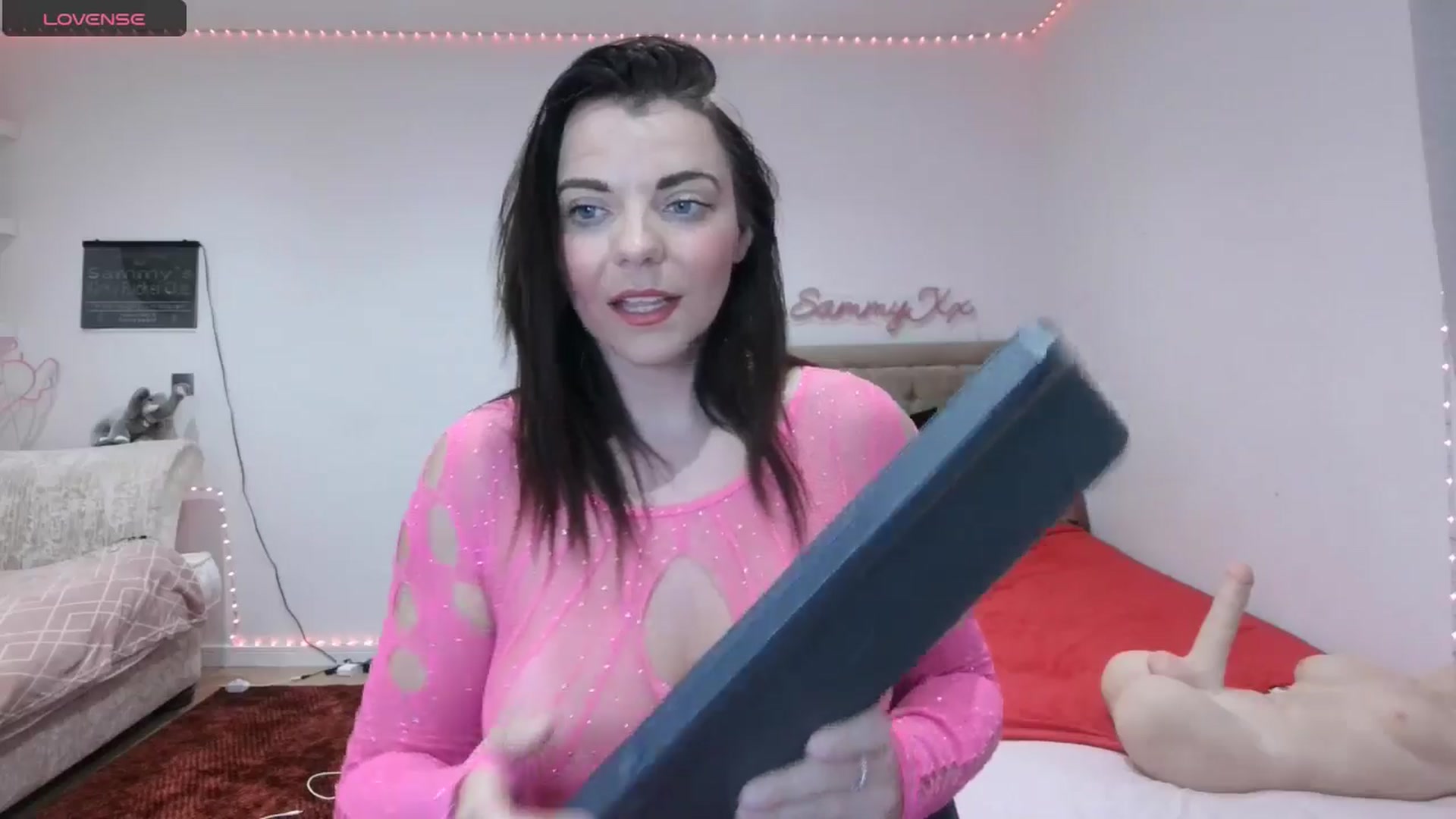 Gallery image thumbnail from innocentSamx's myfreecams stream on, 10/24/2024, 11:09 image 16 of 20