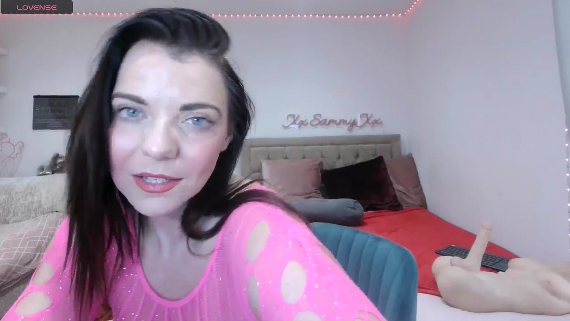 Gallery image thumbnail from innocentSamx's myfreecams stream on, 10/24/2024, 11:09 image 14 of 20
