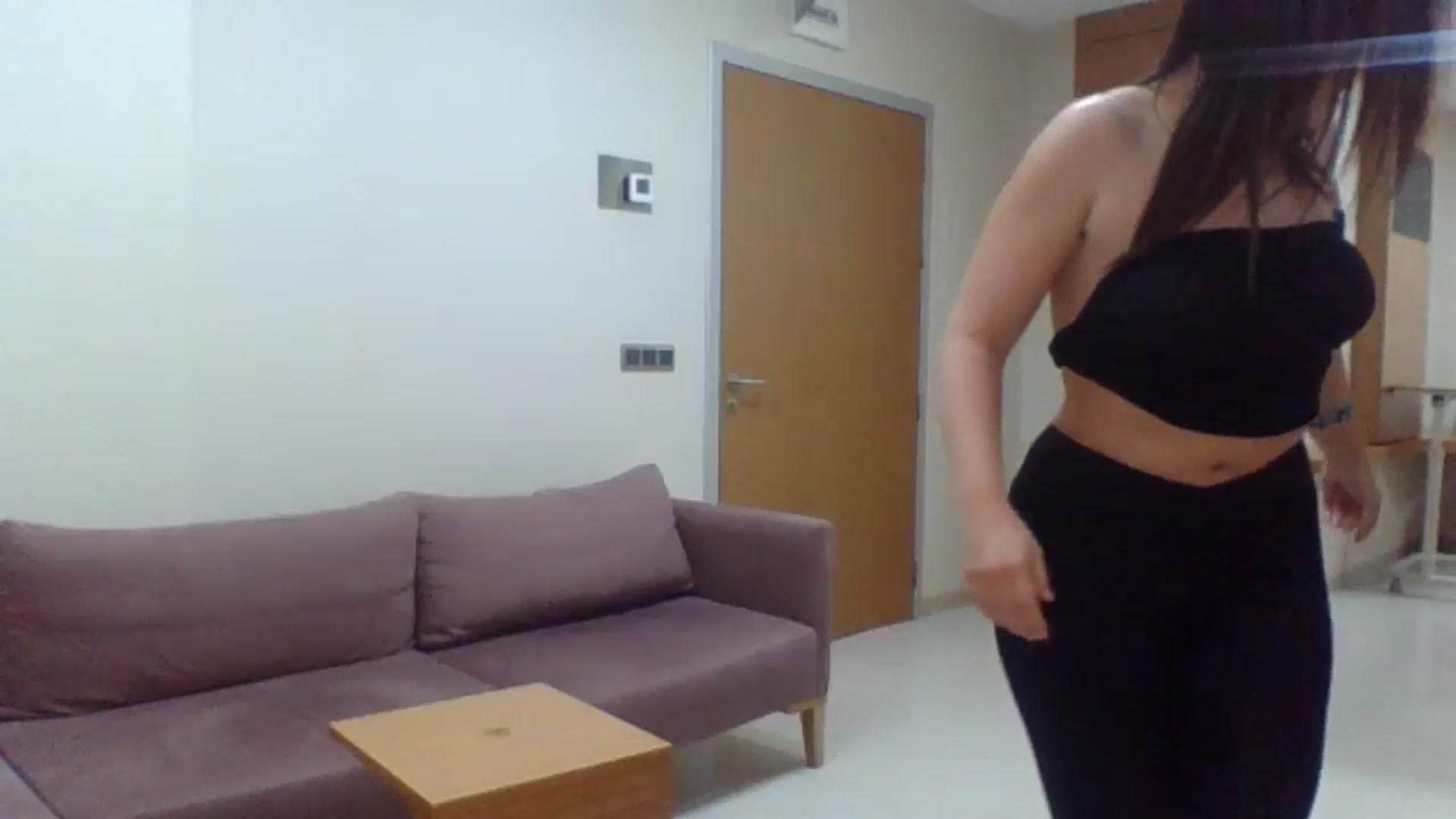Gallery image thumbnail from innocentSamx's myfreecams stream on, 10/31/2024, 13:49 image 17 of 20