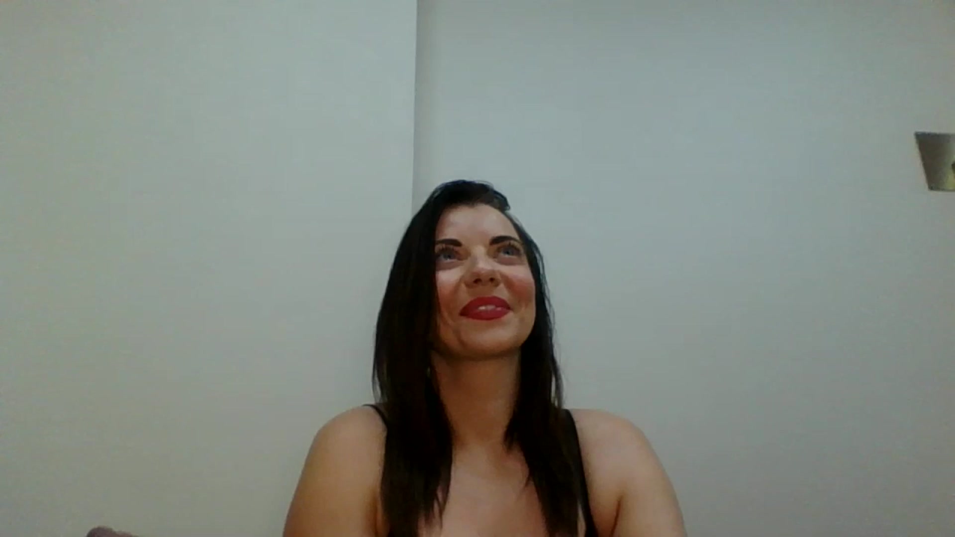 Gallery image thumbnail from innocentSamx's myfreecams stream on, 10/31/2024, 13:49 image 5 of 20