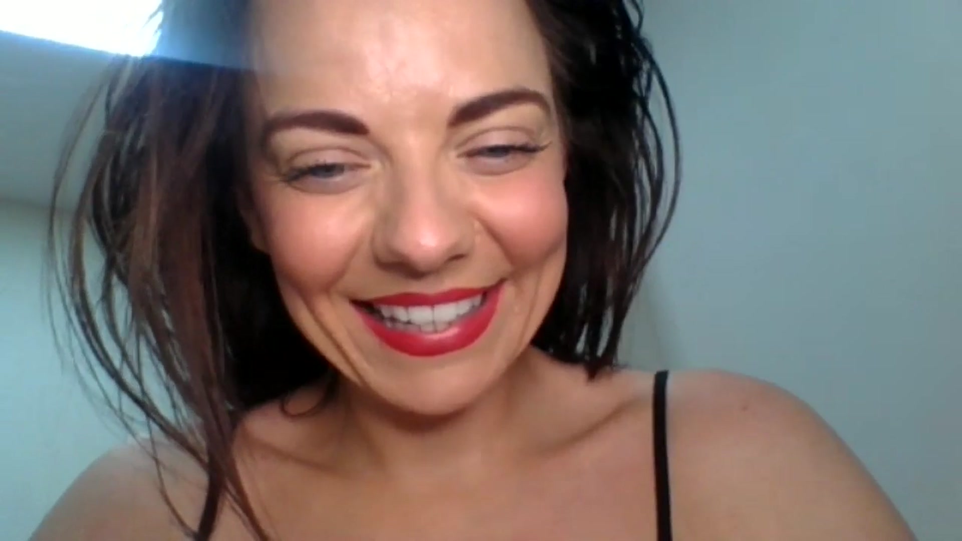 Gallery image thumbnail from innocentSamx's myfreecams stream on, 10/31/2024, 14:31 image 7 of 20