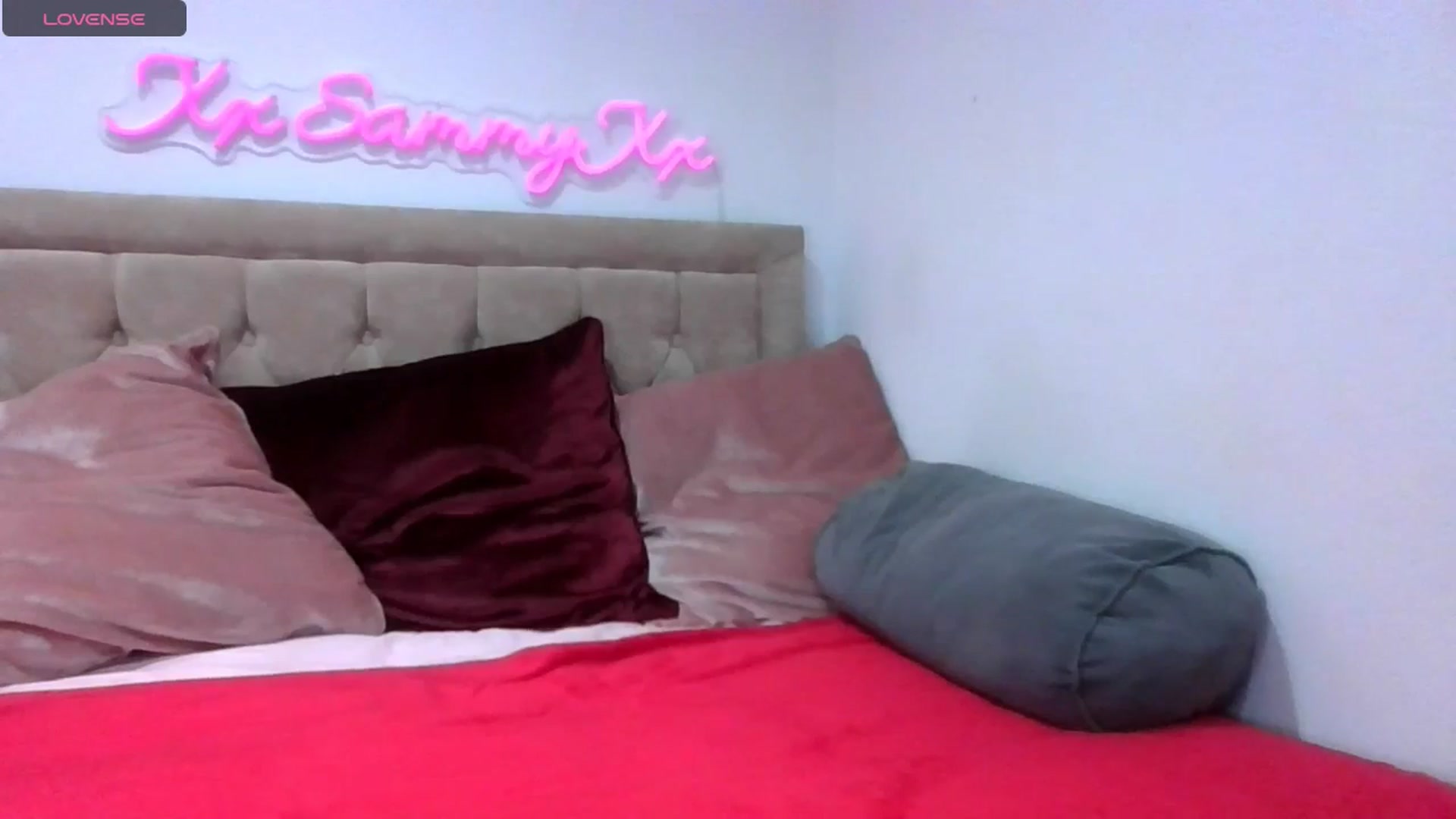 Gallery image thumbnail from innocentSamx's myfreecams stream on, 11/06/2024, 21:06 image 9 of 20