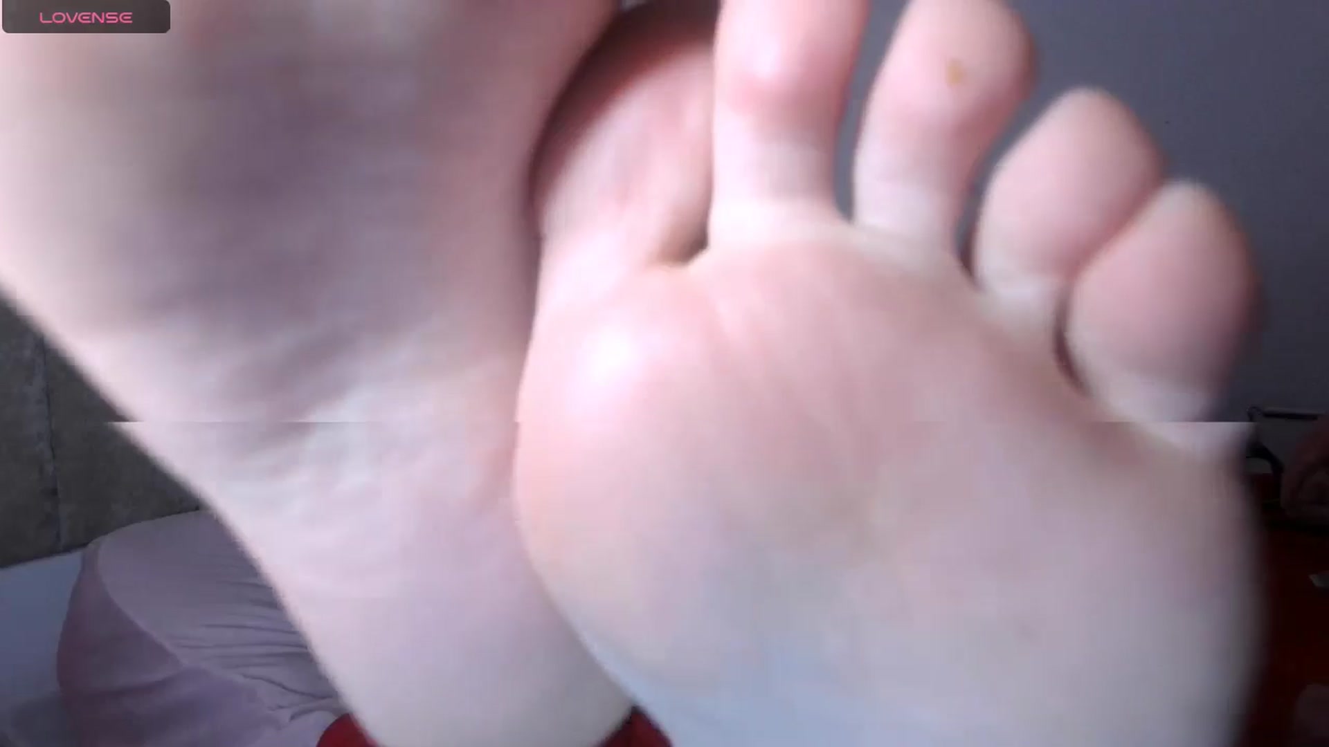 Gallery image thumbnail from innocentSamx's myfreecams stream on, 11/10/2024, 16:54 image 15 of 20