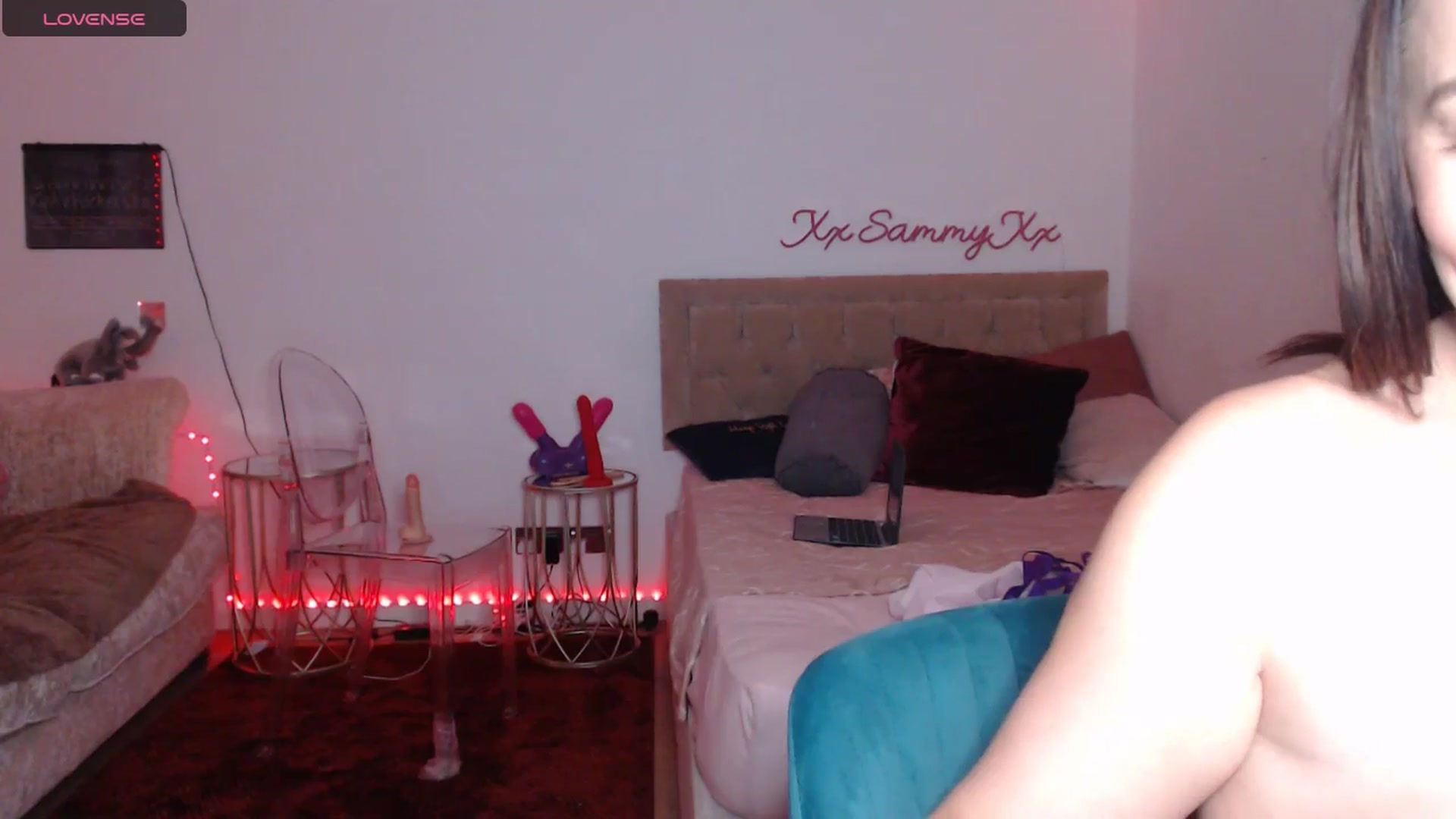Gallery image thumbnail from innocentSamx's myfreecams stream on, 11/16/2024, 14:23 image 20 of 20