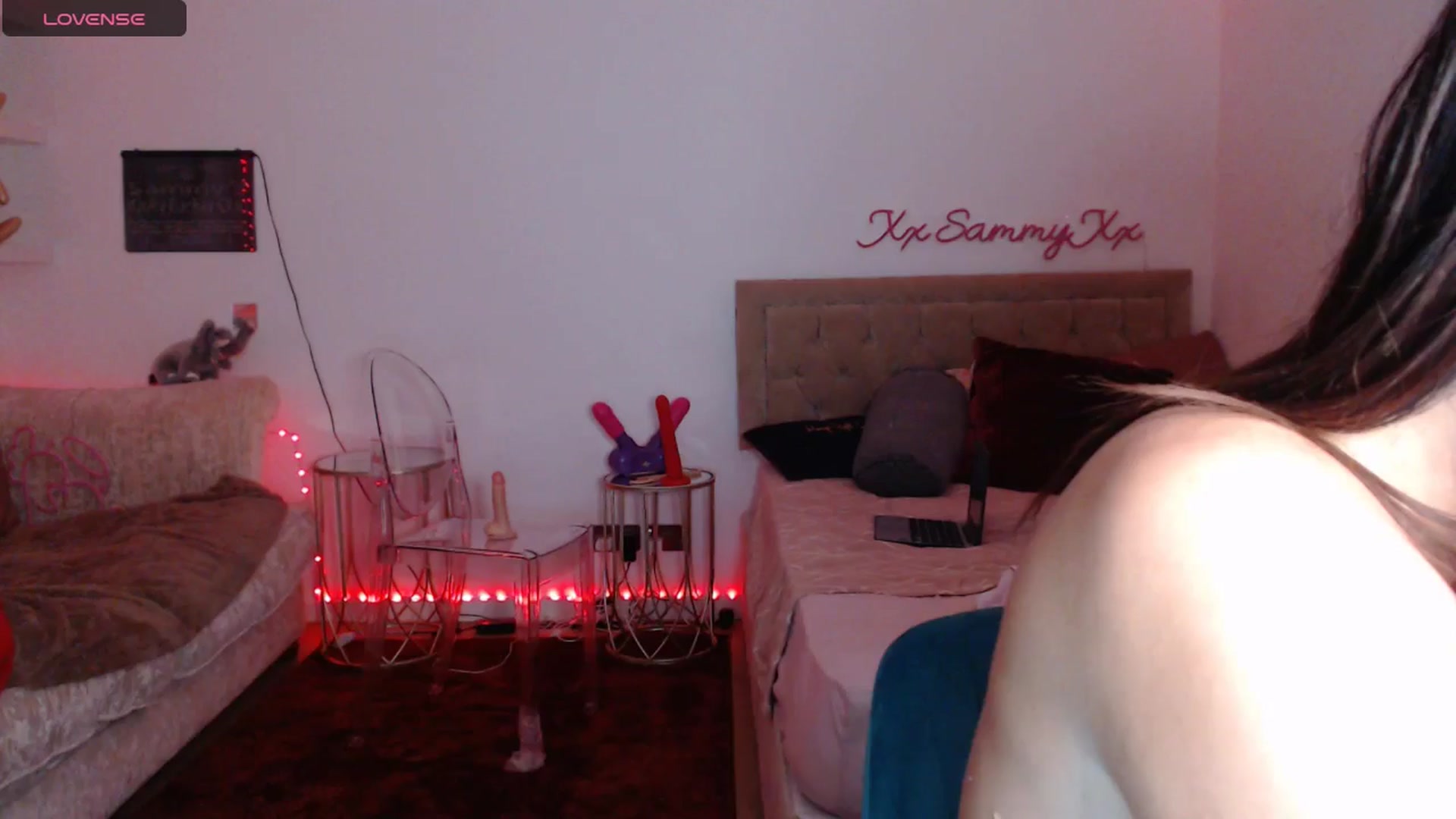 Gallery image thumbnail from innocentSamx's myfreecams stream on, 11/16/2024, 14:38 image 2 of 20