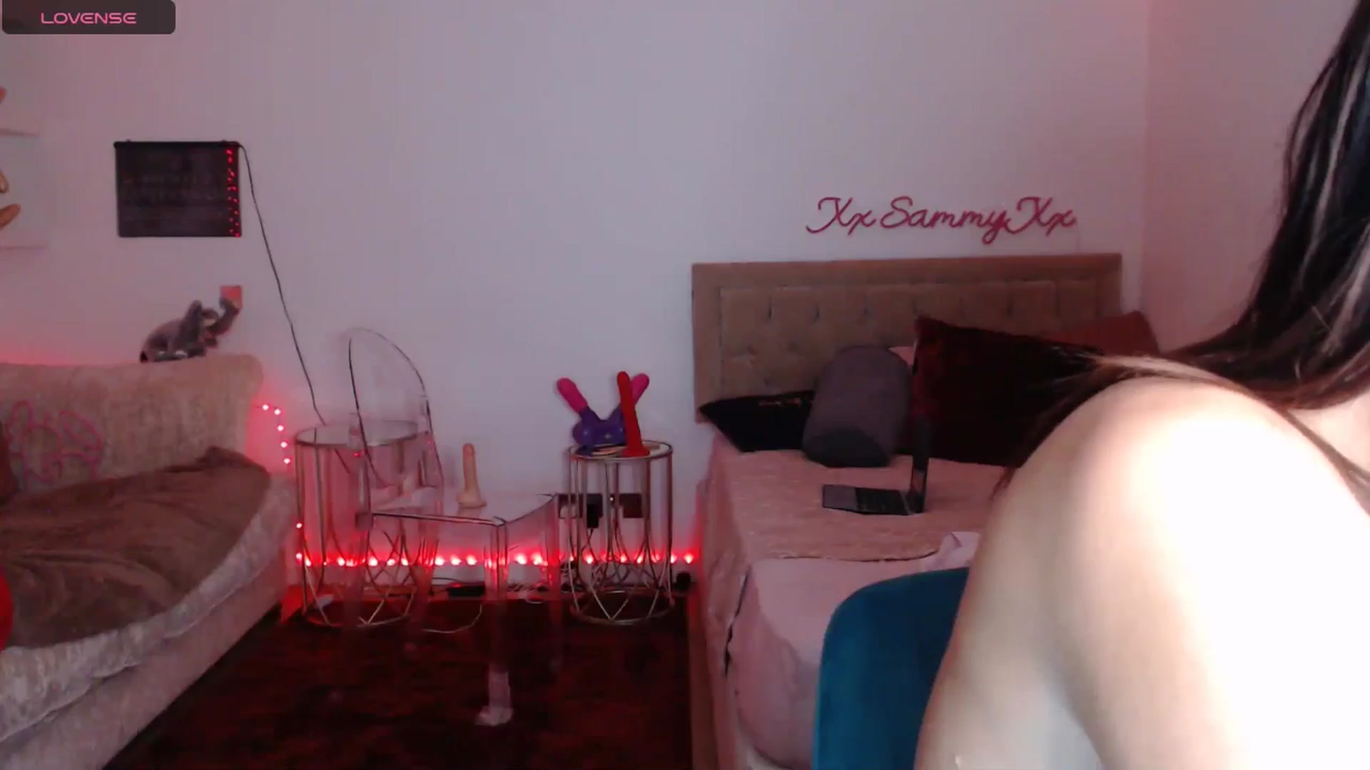 Gallery image thumbnail from innocentSamx's myfreecams stream on, 11/16/2024, 14:38 image 3 of 20