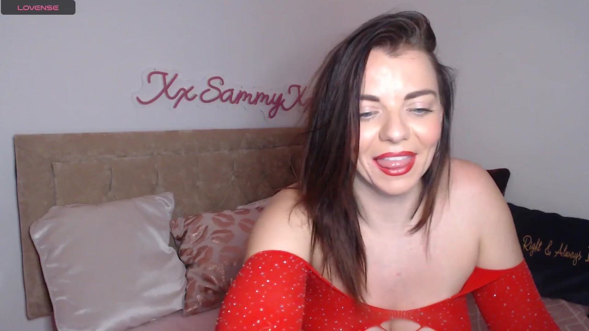 Gallery image thumbnail from innocentSamx's myfreecams stream on, 11/23/2024, 21:56 image 5 of 20