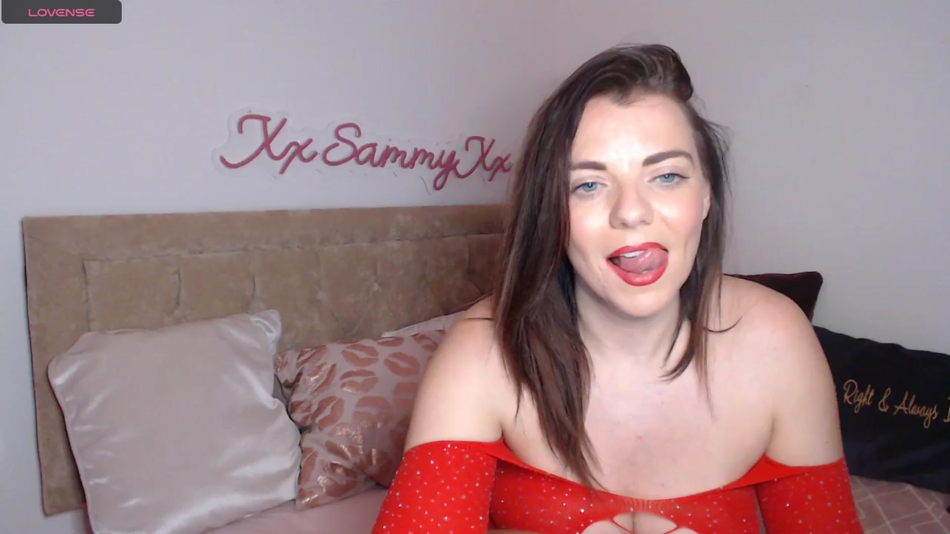 Gallery image thumbnail from innocentSamx's myfreecams stream on, 11/23/2024, 21:56 image 6 of 20
