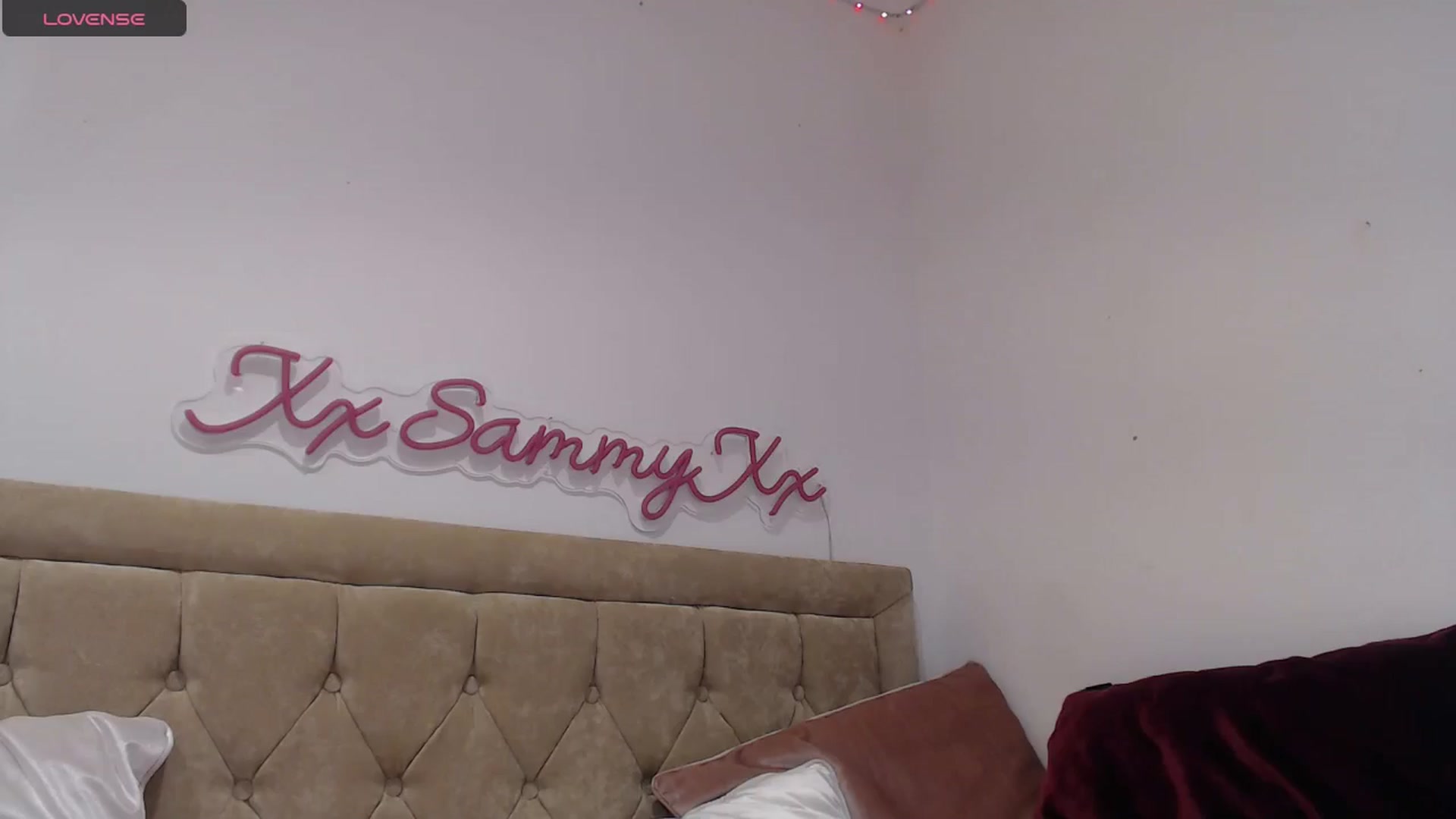 Gallery image thumbnail from innocentSamx's myfreecams stream on, 11/23/2024, 22:19 image 7 of 20
