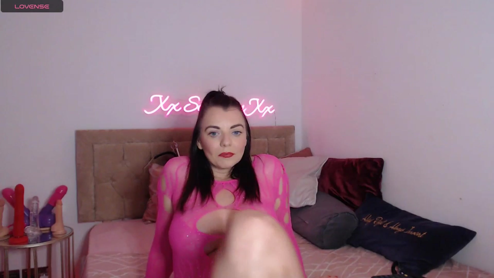 Gallery image thumbnail from innocentSamx's myfreecams stream on, 11/30/2024, 14:20 image 7 of 20
