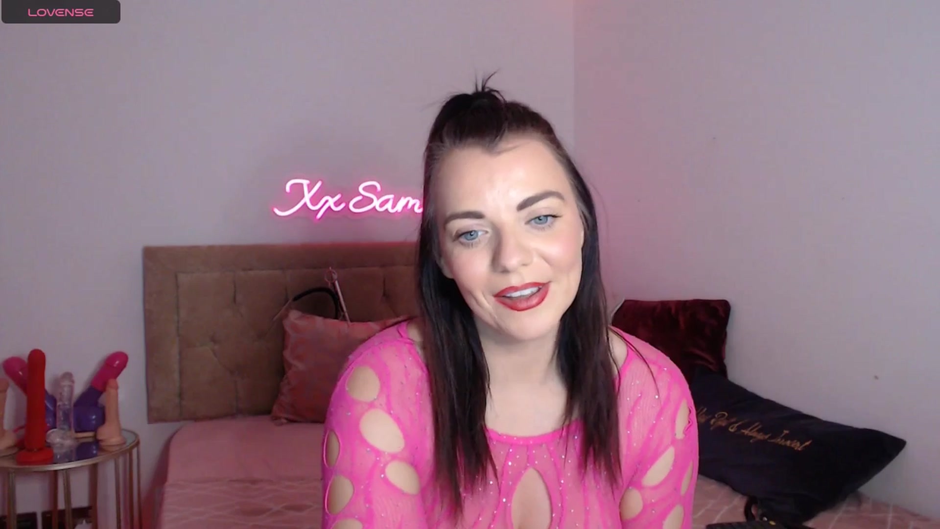 Gallery image thumbnail from innocentSamx's myfreecams stream on, 11/30/2024, 14:20 image 5 of 20