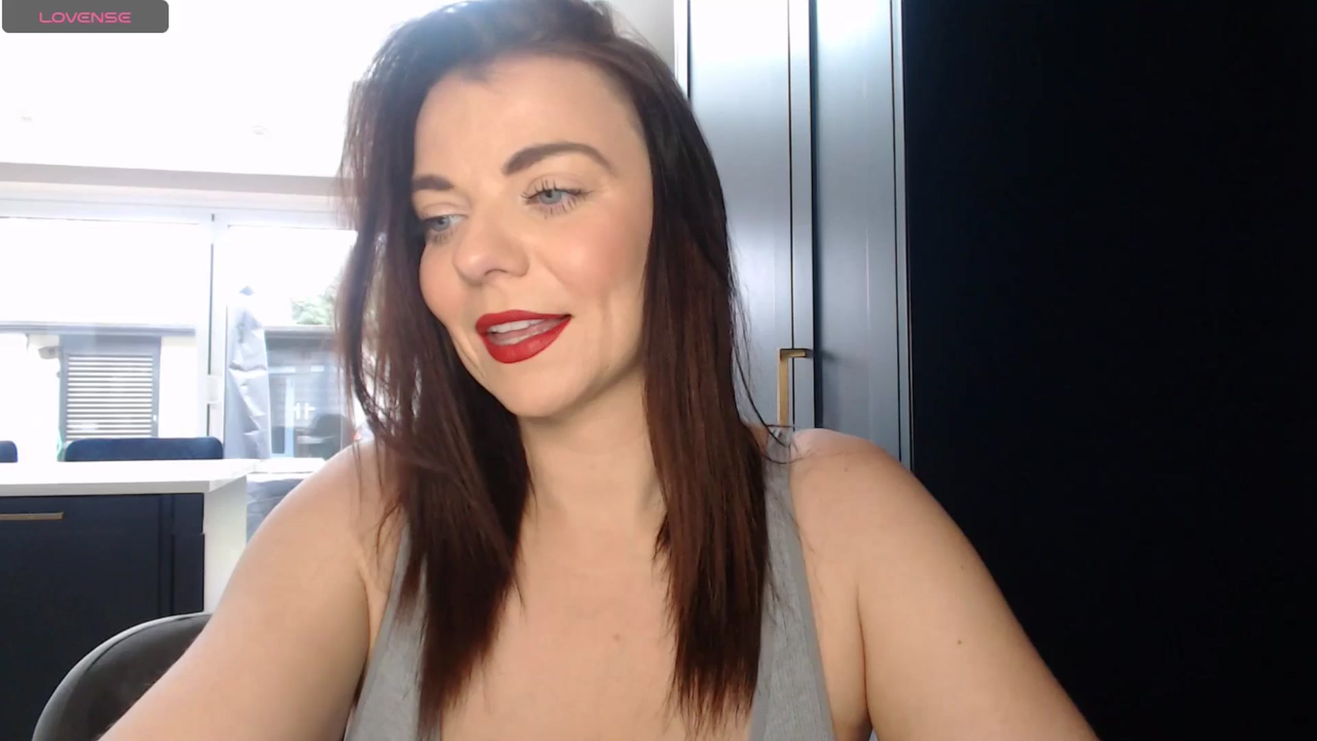 Gallery image thumbnail from innocentSamx's myfreecams stream on, 12/10/2024, 13:46 image 11 of 20