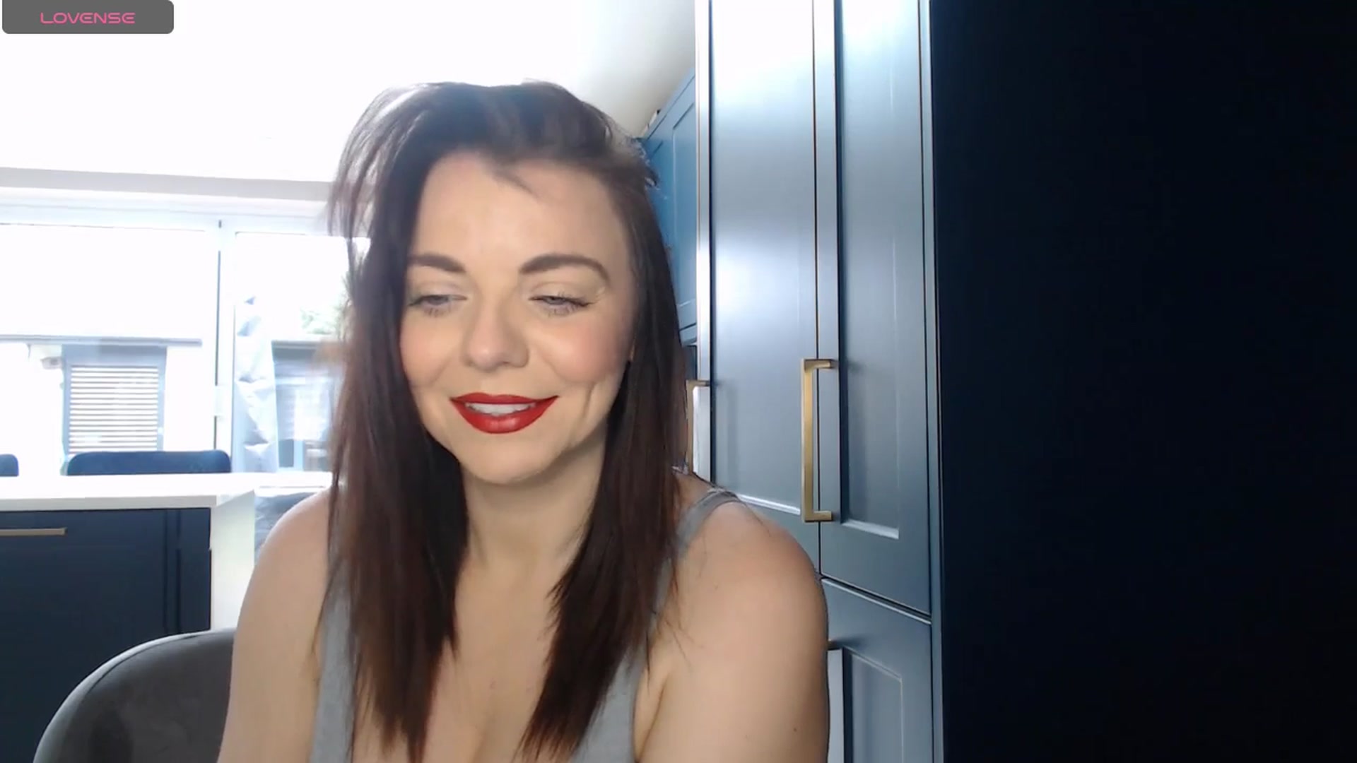 Gallery image thumbnail from innocentSamx's myfreecams stream on, 12/10/2024, 13:46 image 6 of 20