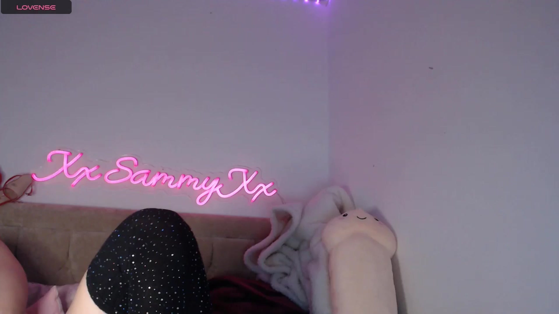 Gallery image thumbnail from innocentSamx's myfreecams stream on, 12/28/2024, 16:26 image 15 of 20