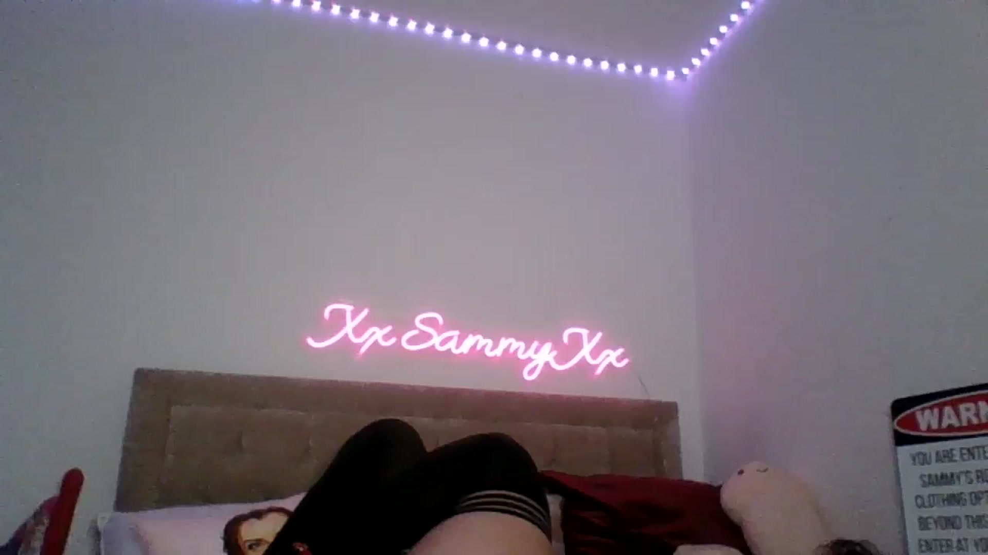 Gallery image thumbnail from innocentSamx's myfreecams stream on, 12/29/2024, 13:59 image 9 of 20