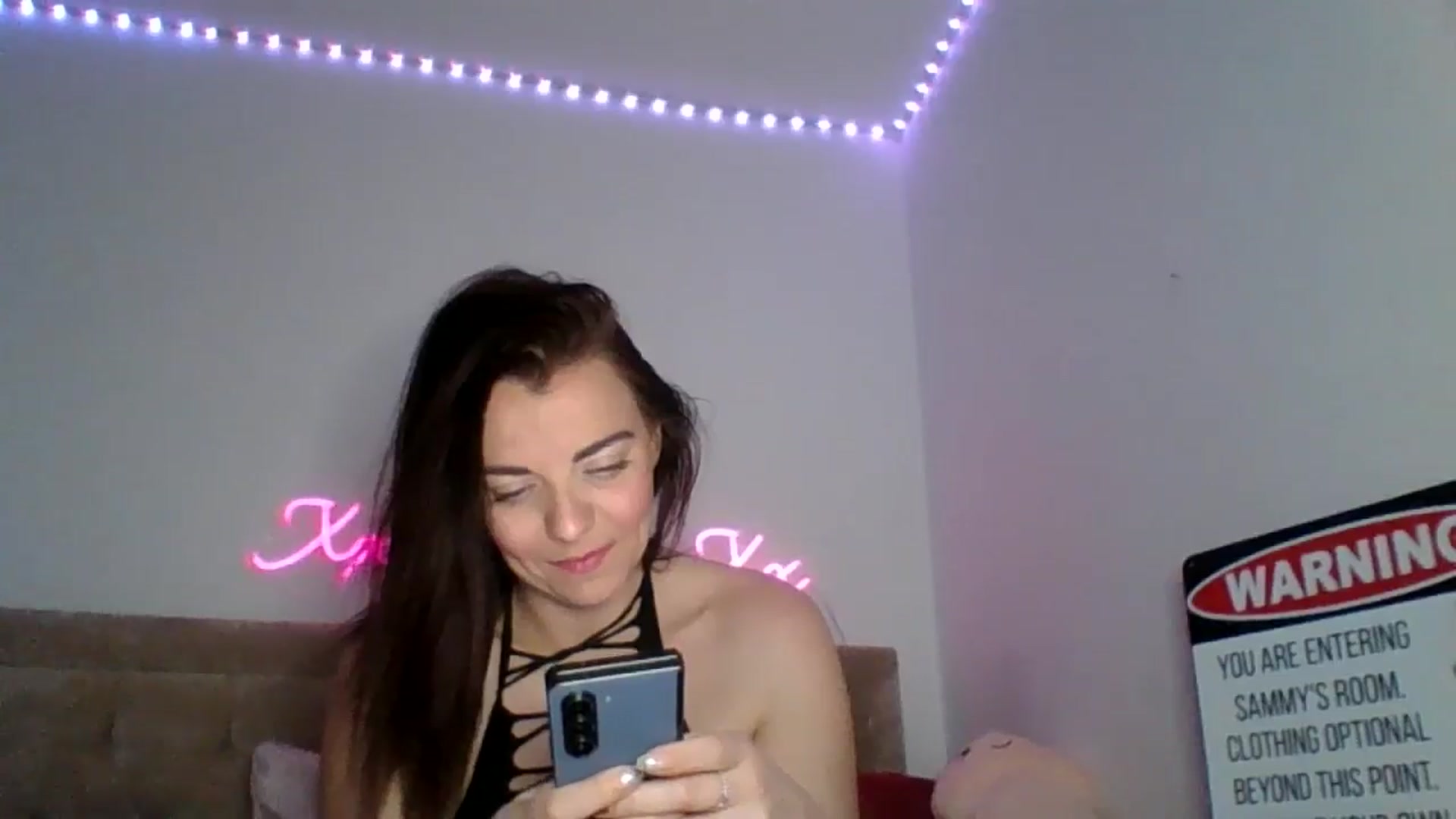 Gallery image thumbnail from innocentSamx's myfreecams stream on, 12/29/2024, 13:59 image 17 of 20