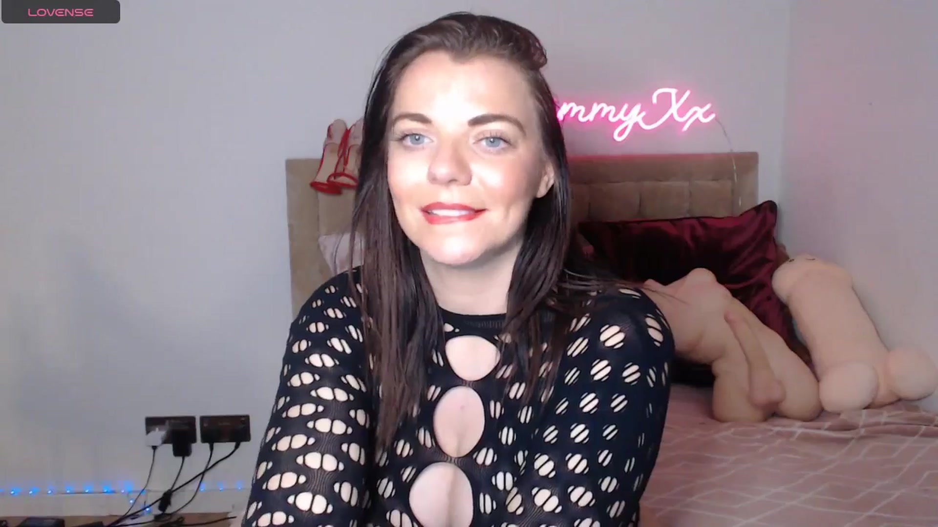 Gallery image thumbnail from innocentSamx's myfreecams stream on, 01/01/2025, 02:45 image 13 of 20