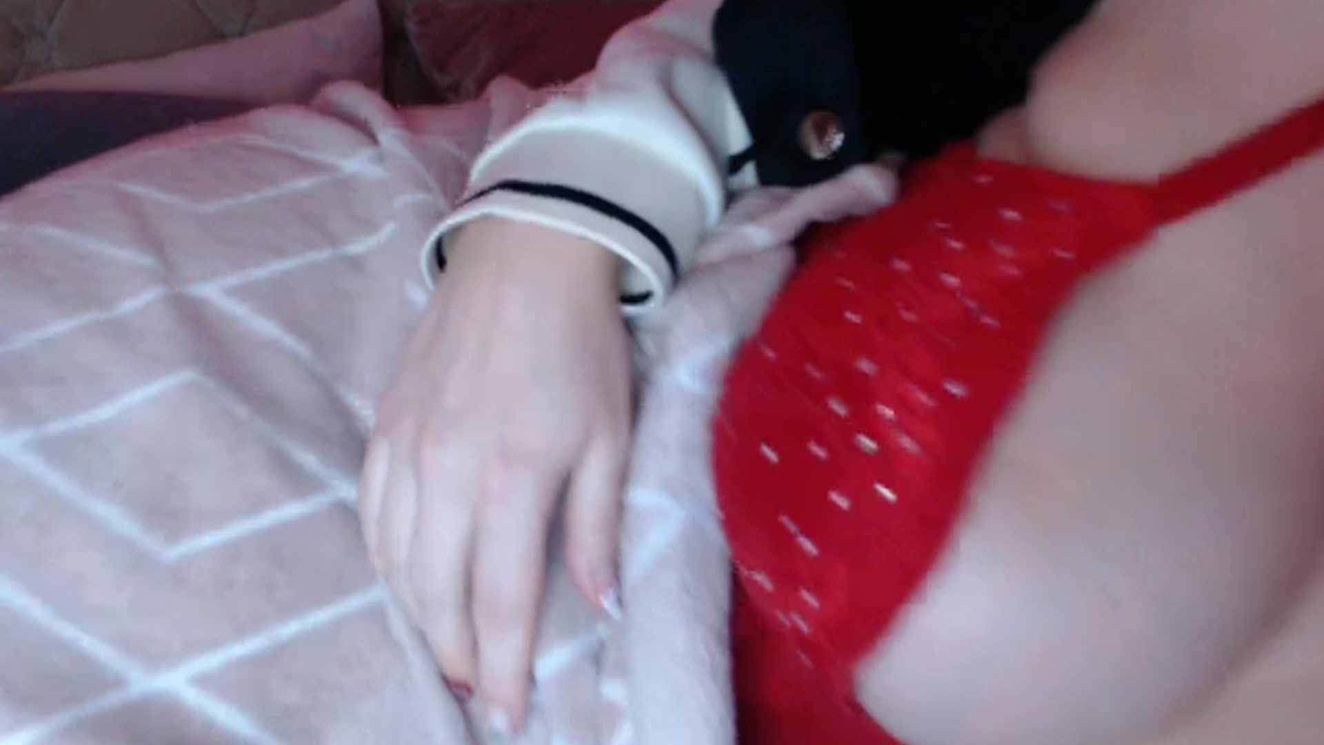 Gallery image thumbnail from innocentSamx's myfreecams stream on, 01/01/2025, 11:17 image 20 of 20