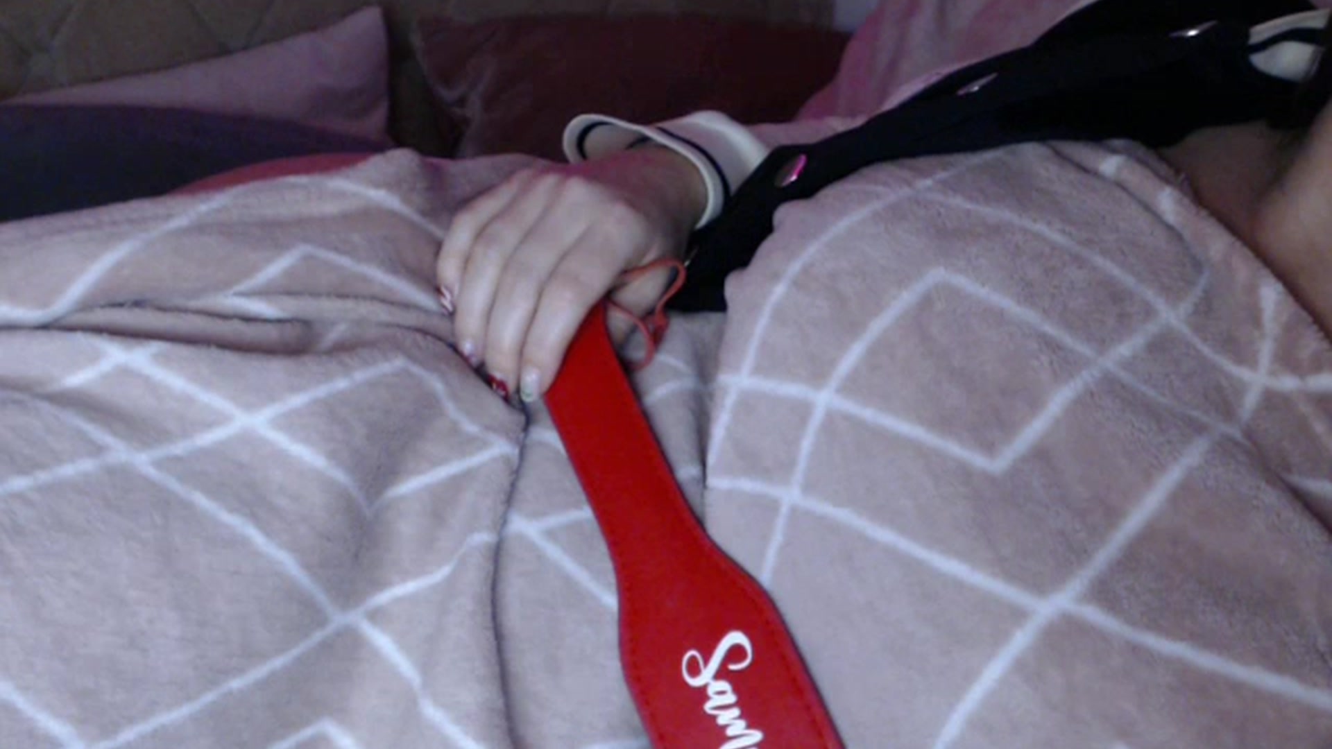 Gallery image thumbnail from innocentSamx's myfreecams stream on, 01/01/2025, 11:17 image 18 of 20