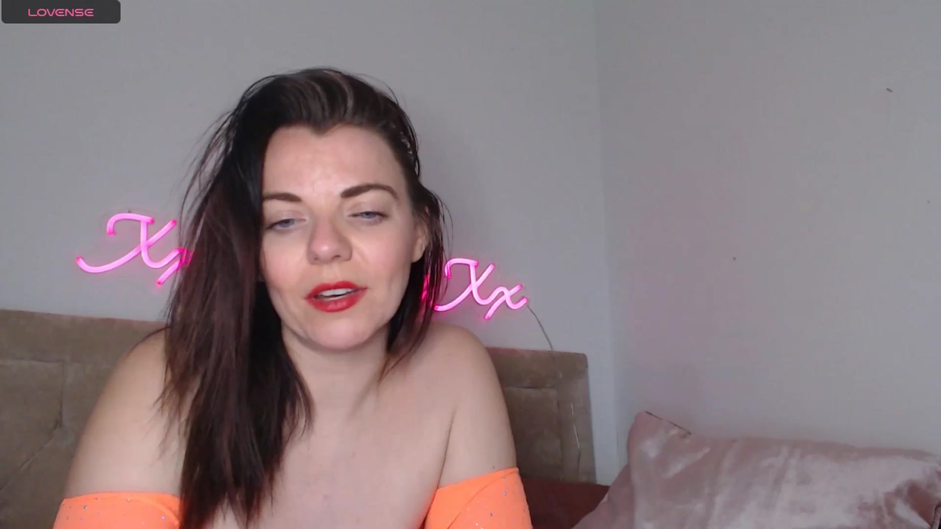 Gallery image thumbnail from innocentSamx's myfreecams stream on, 01/01/2025, 12:18 image 20 of 20