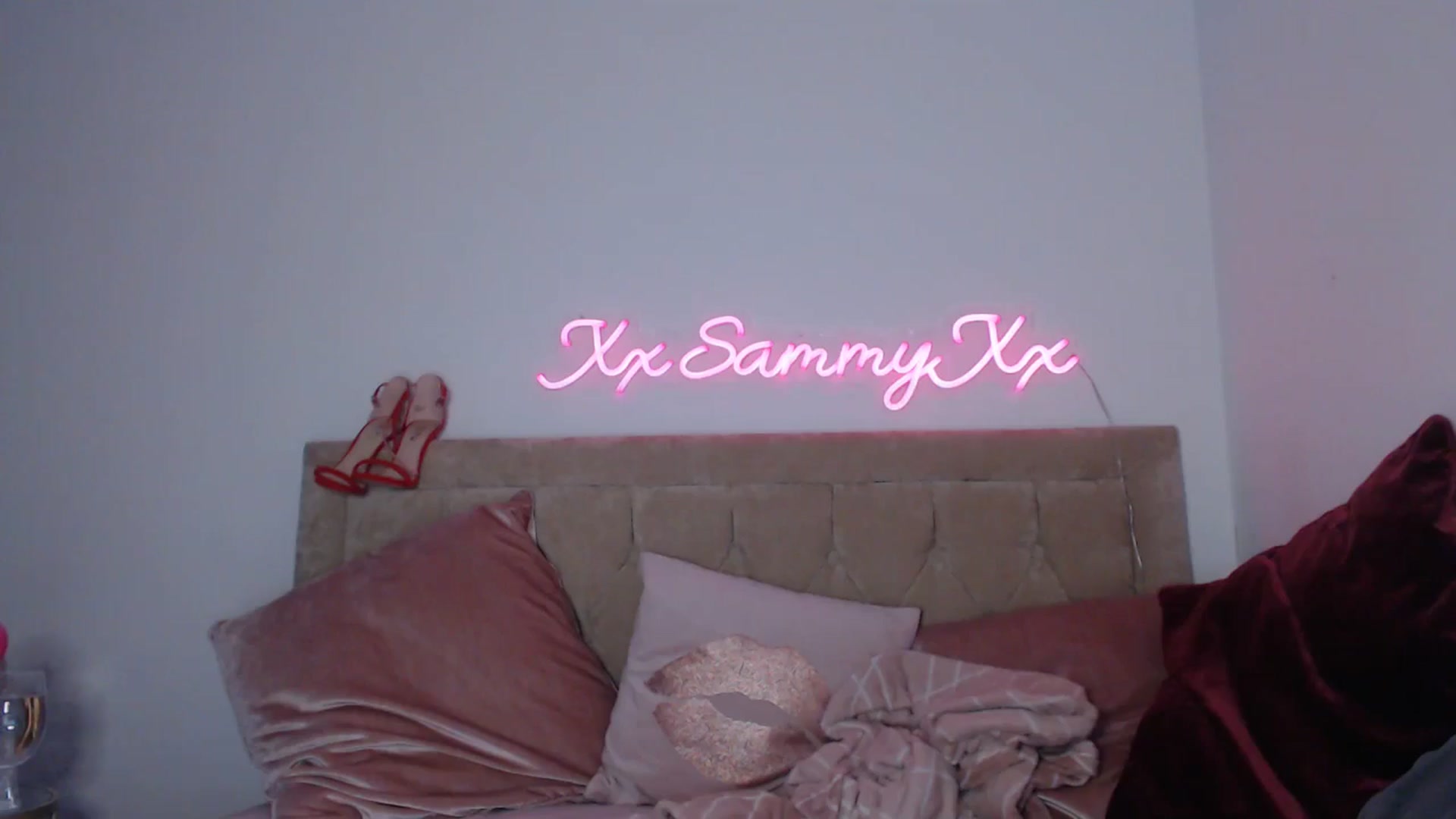 Gallery image thumbnail from innocentSamx's myfreecams stream on, 01/03/2025, 21:42 image 3 of 20