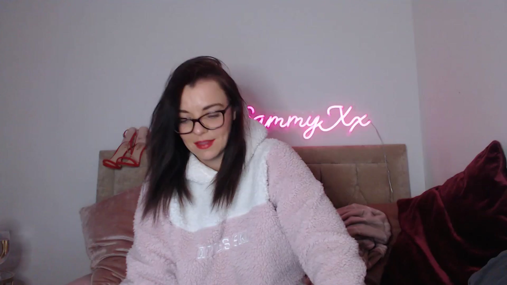 Gallery image thumbnail from innocentSamx's myfreecams stream on, 01/03/2025, 21:42 image 1 of 20