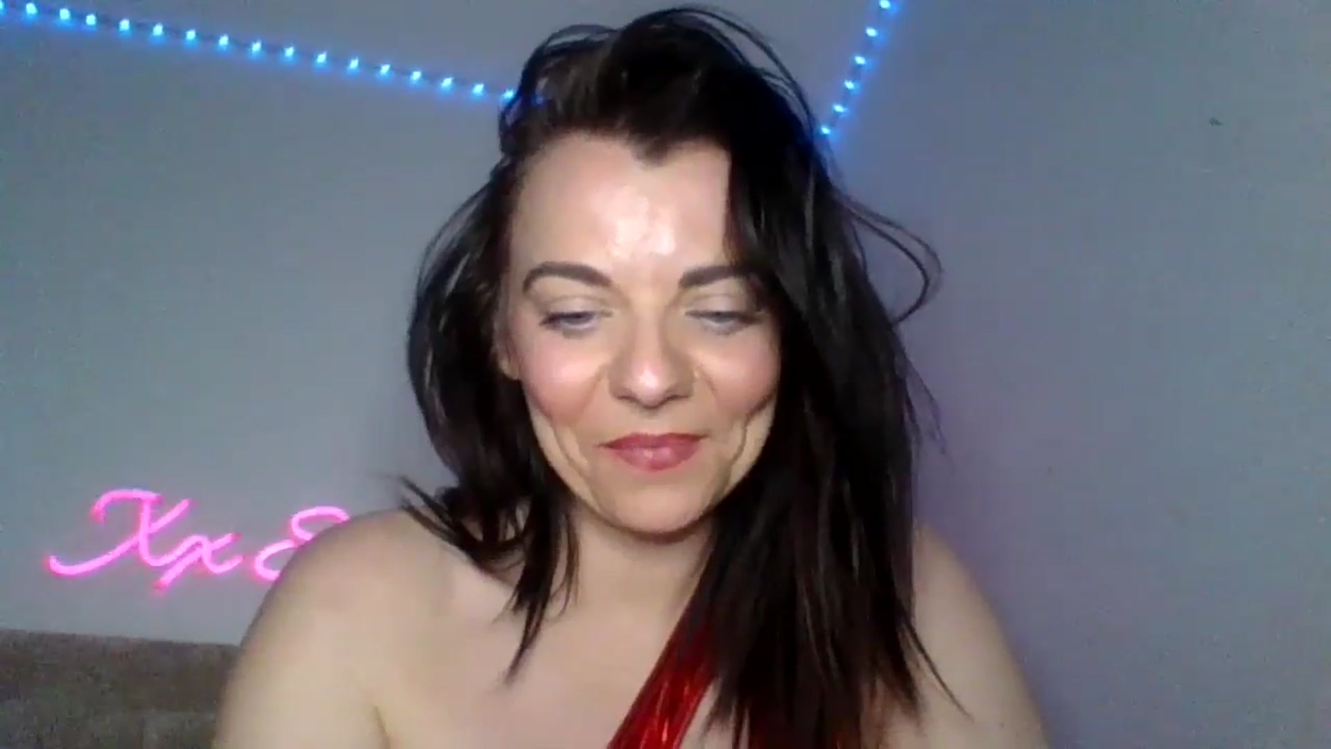Gallery image thumbnail from innocentSamx's myfreecams stream on, 01/05/2025, 17:16 image 18 of 20