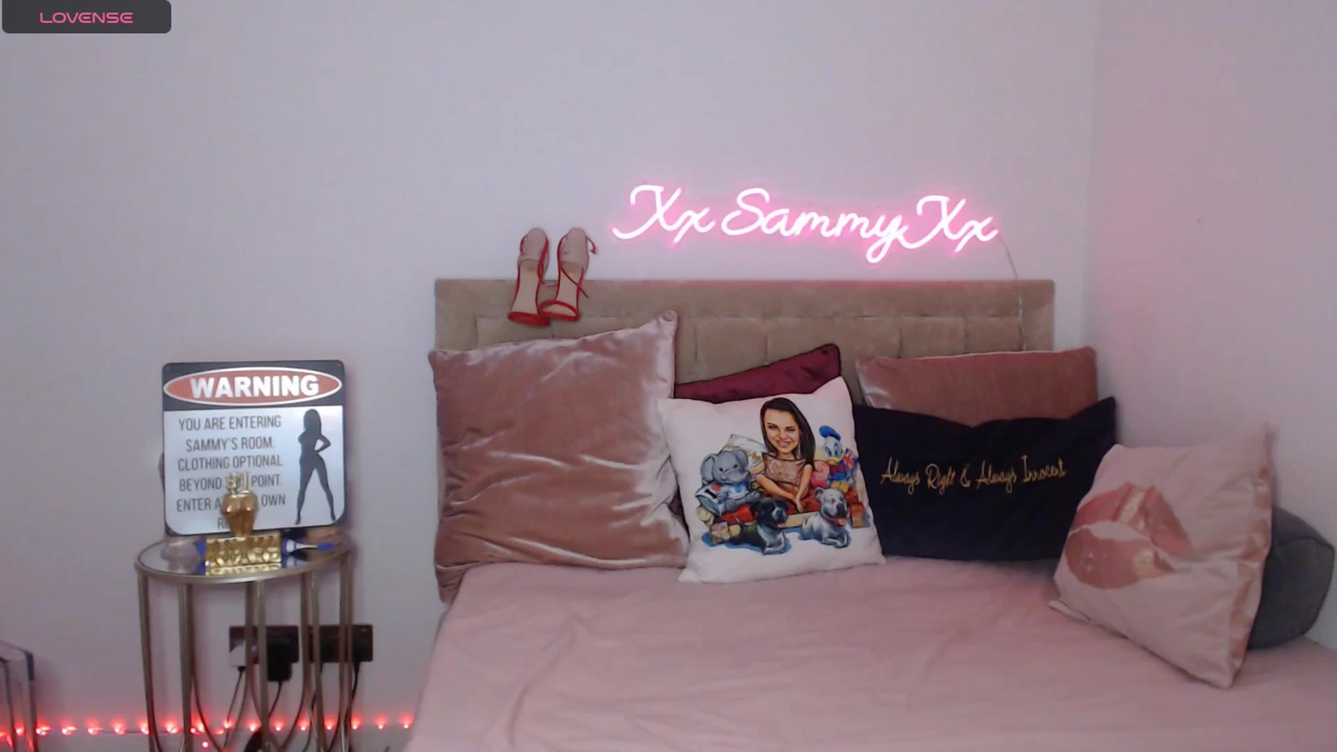 Gallery image thumbnail from innocentSamx's myfreecams stream on, 01/07/2025, 20:37 image 11 of 20