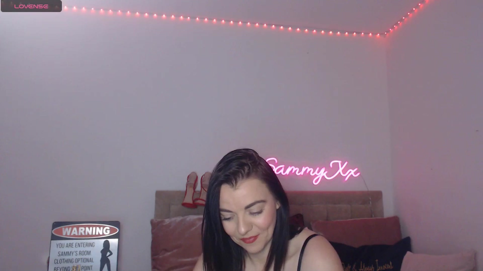 Gallery image thumbnail from innocentSamx's myfreecams stream on, 01/07/2025, 21:05 image 6 of 20