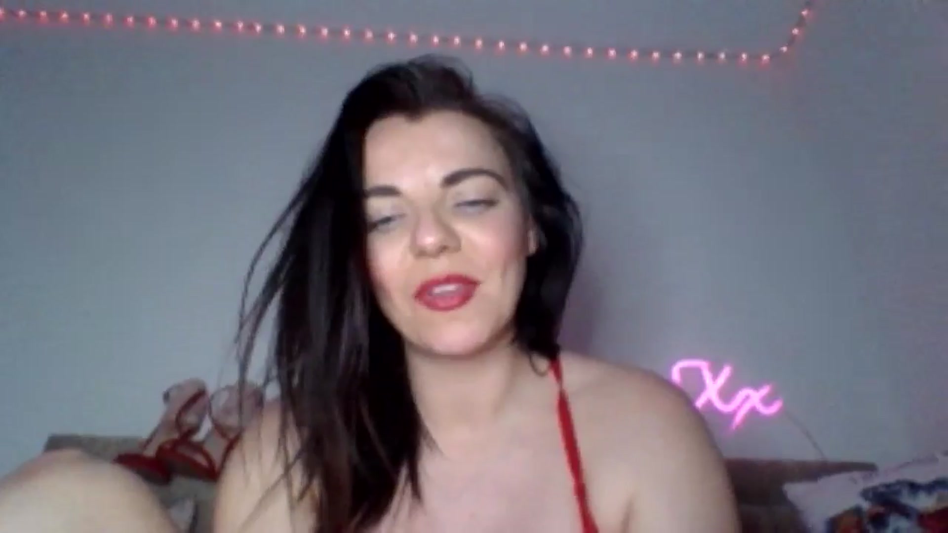 Gallery image thumbnail from innocentSamx's myfreecams stream on, 01/08/2025, 02:03 image 13 of 20