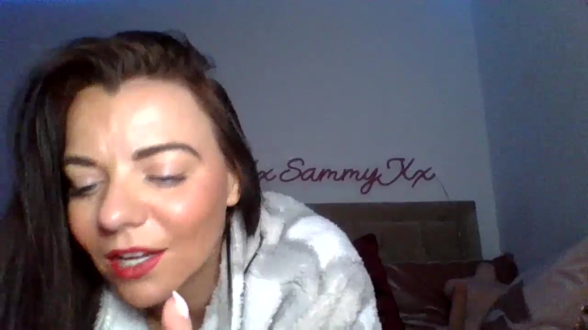 Gallery image thumbnail from innocentSamx's myfreecams stream on, 01/08/2025, 15:21 image 9 of 20