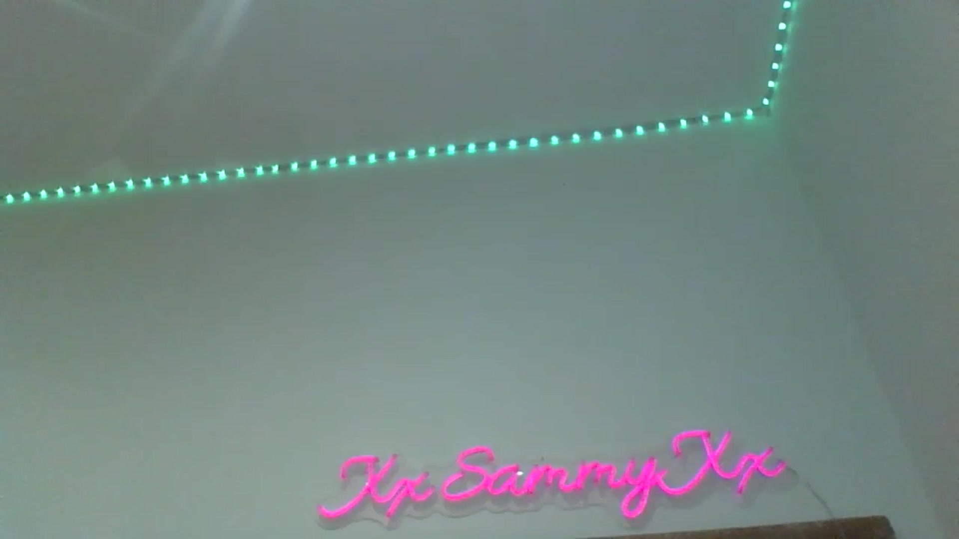 Gallery image thumbnail from innocentSamx's myfreecams stream on, 01/09/2025, 21:33 image 6 of 20