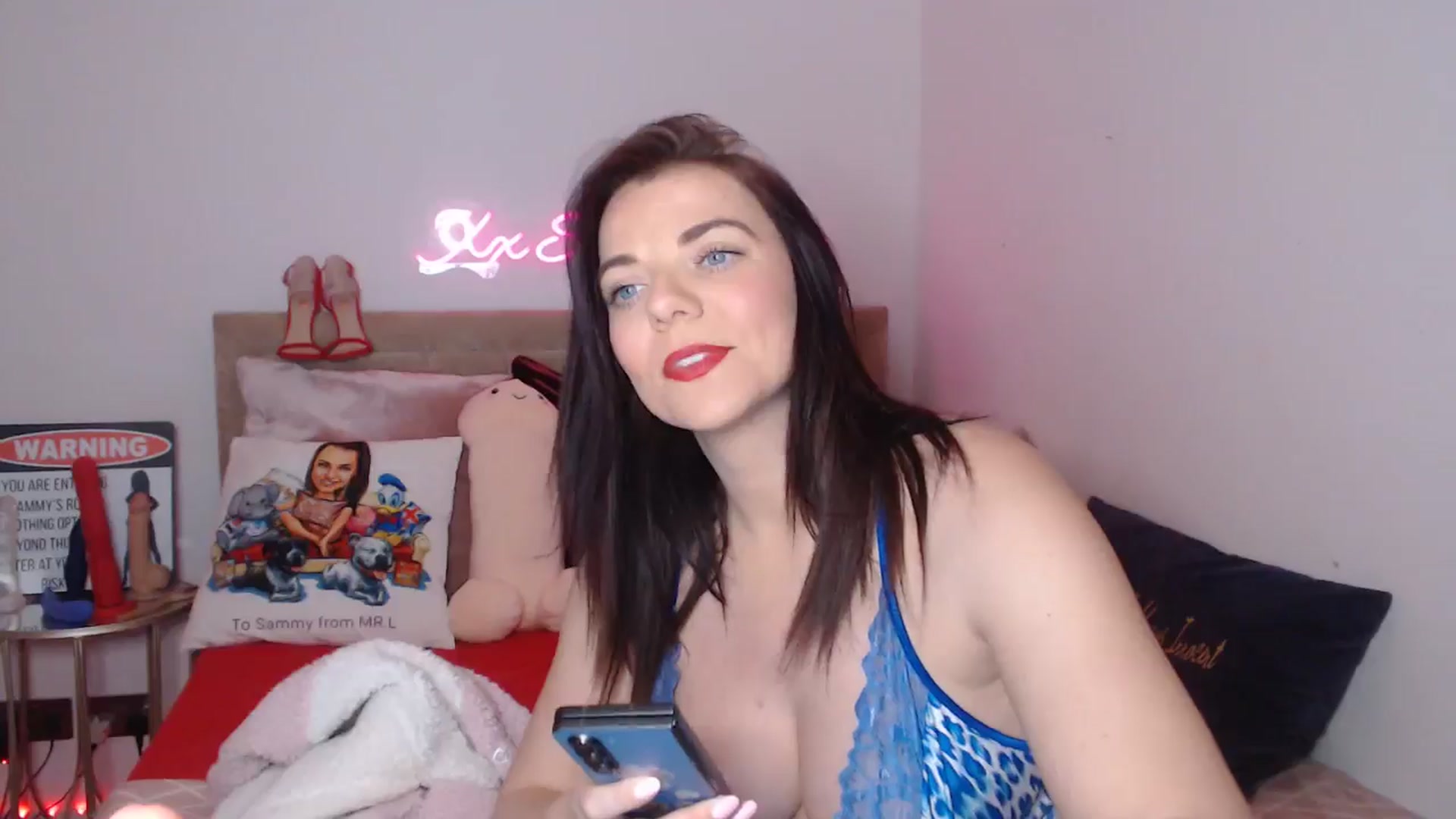 Gallery image thumbnail from innocentSamx's myfreecams stream on, 01/13/2025, 21:33 image 15 of 20