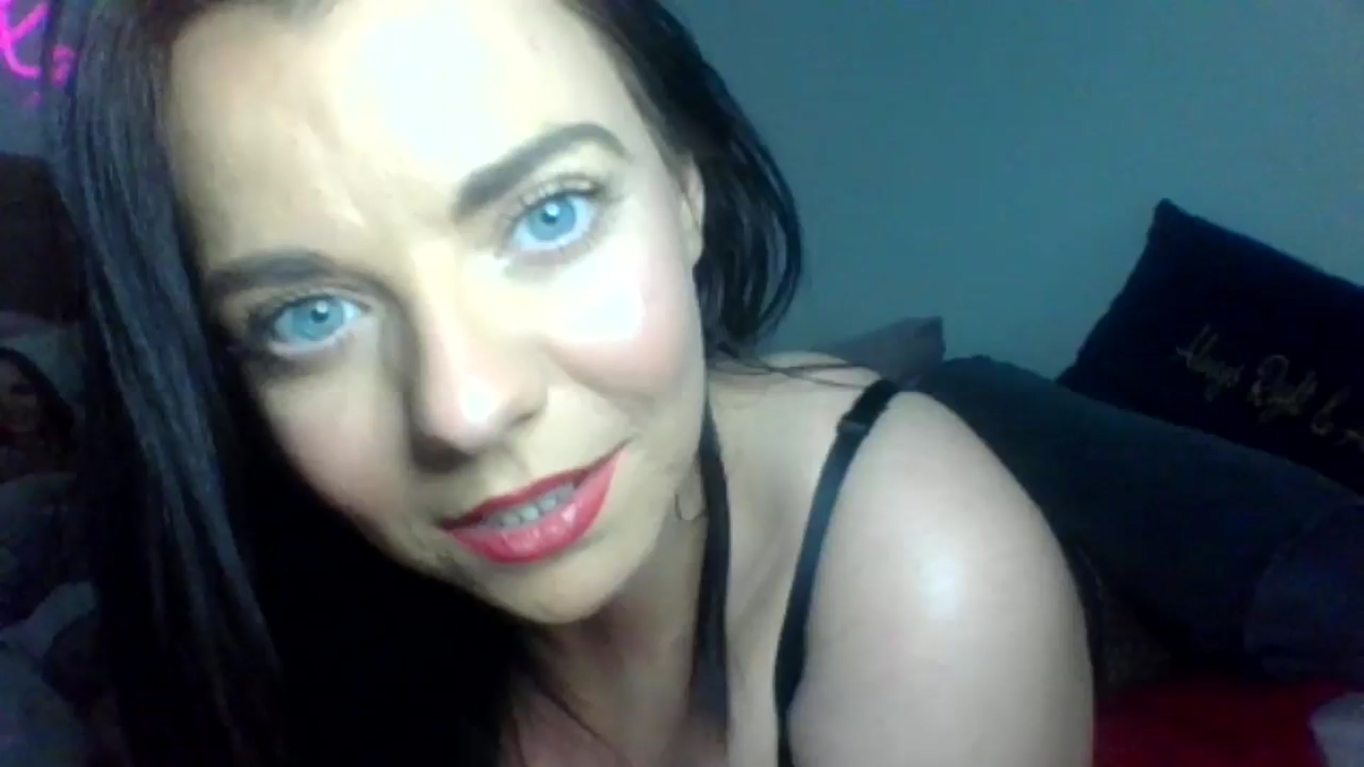 Gallery image thumbnail from innocentSamx's myfreecams stream on, 01/16/2025, 14:34 image 1 of 20