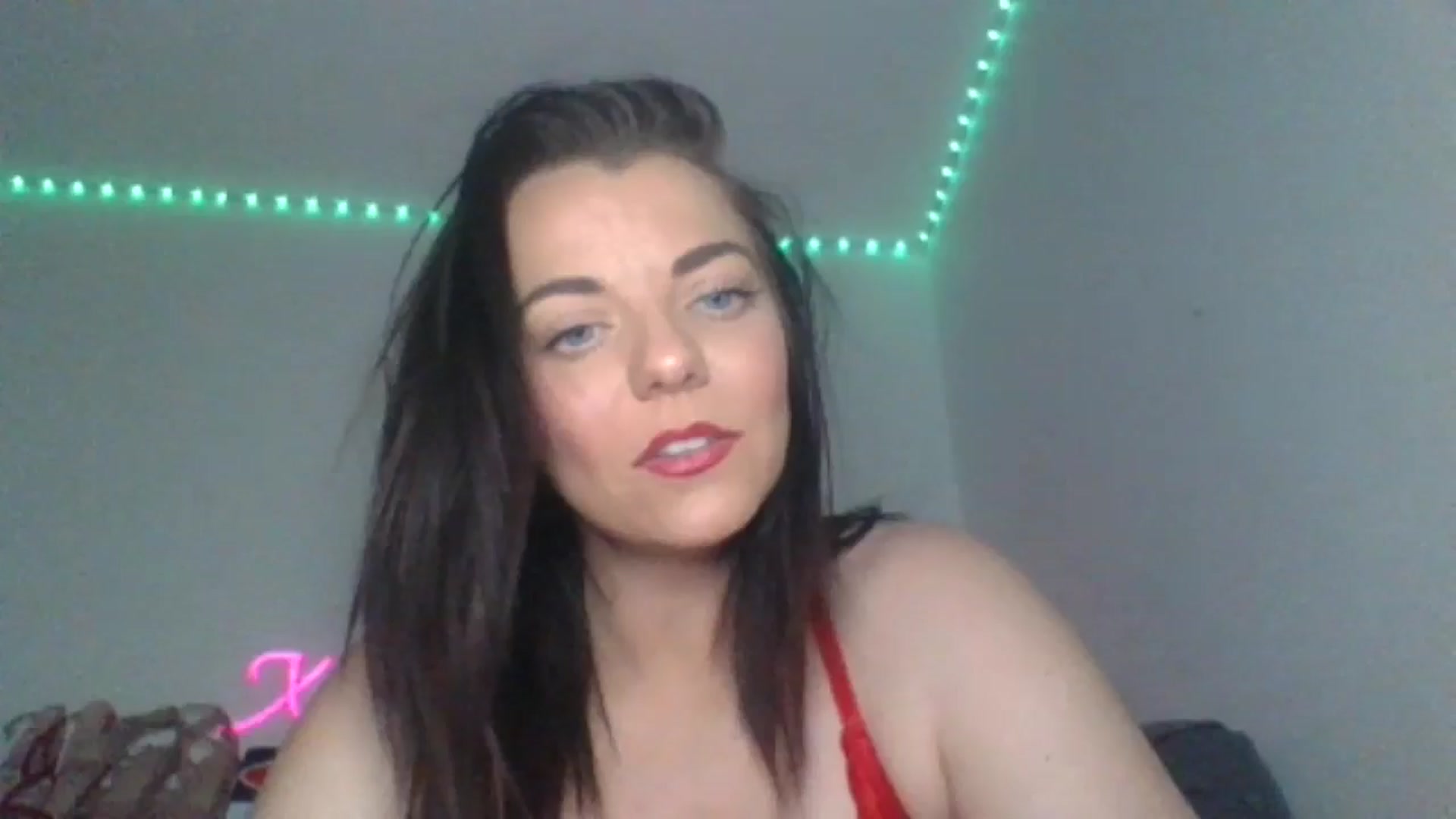 Gallery image thumbnail from innocentSamx's myfreecams stream on, 01/18/2025, 15:31 image 1 of 20