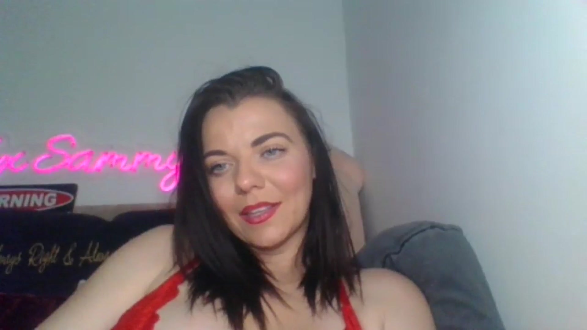 Gallery image thumbnail from innocentSamx's myfreecams stream on, 01/18/2025, 15:31 image 9 of 20