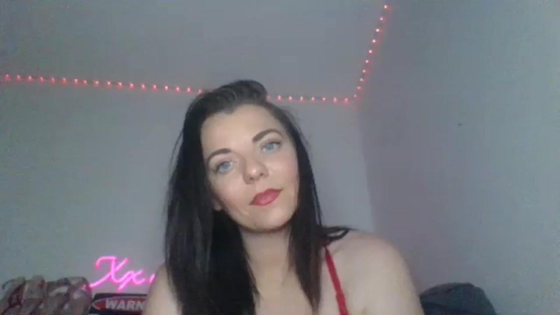 Gallery image thumbnail from innocentSamx's myfreecams stream on, 01/18/2025, 15:31 image 3 of 20
