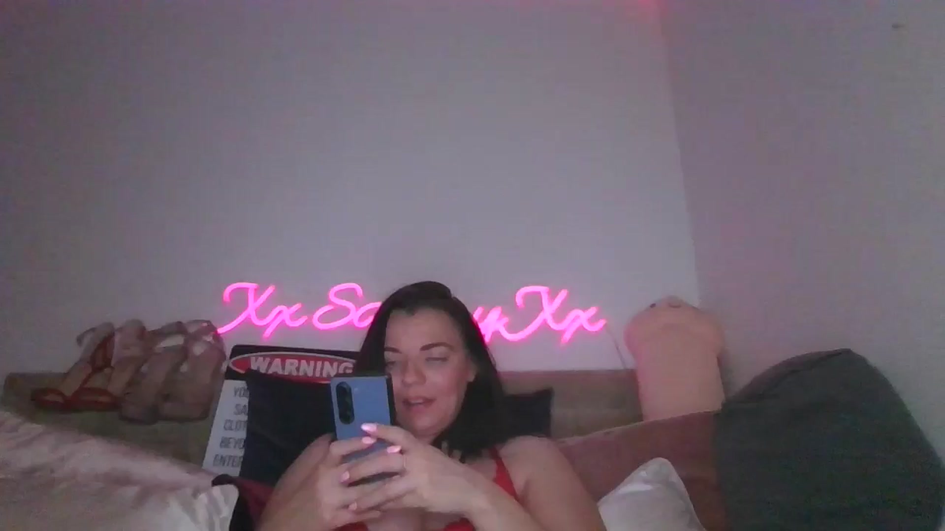 Gallery image thumbnail from innocentSamx's myfreecams stream on, 01/18/2025, 17:09 image 9 of 20