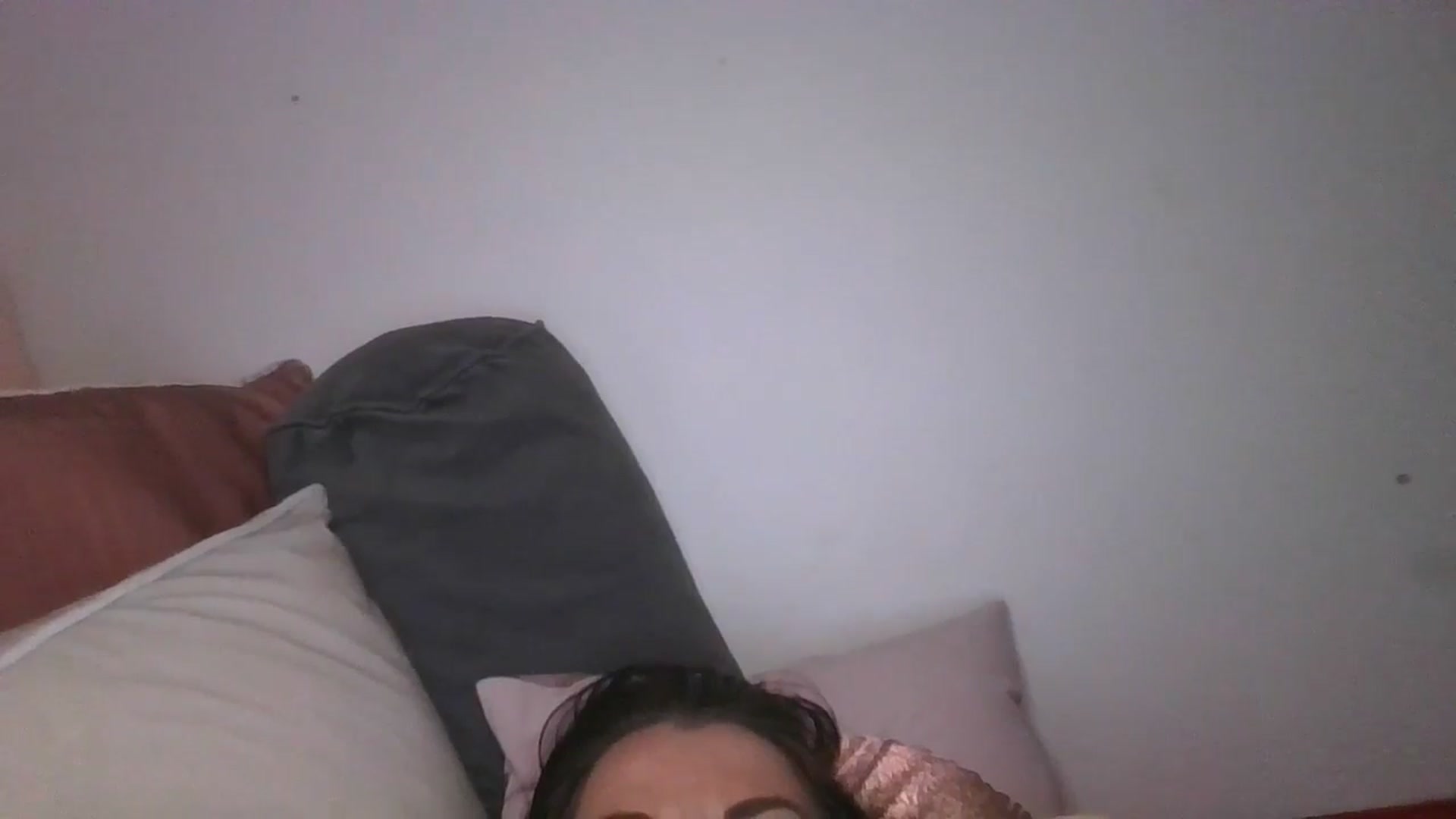 Gallery image thumbnail from innocentSamx's myfreecams stream on, 01/18/2025, 17:09 image 20 of 20