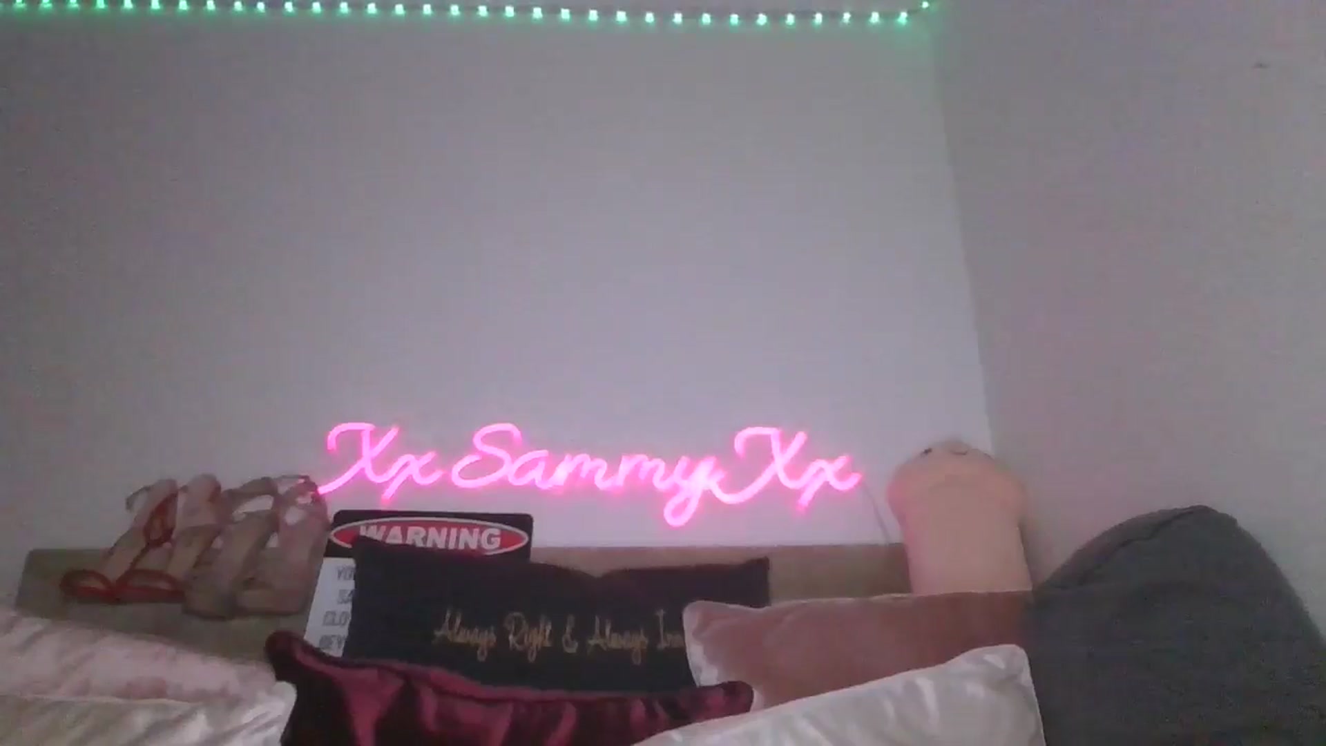 Gallery image thumbnail from innocentSamx's myfreecams stream on, 01/18/2025, 17:09 image 10 of 20